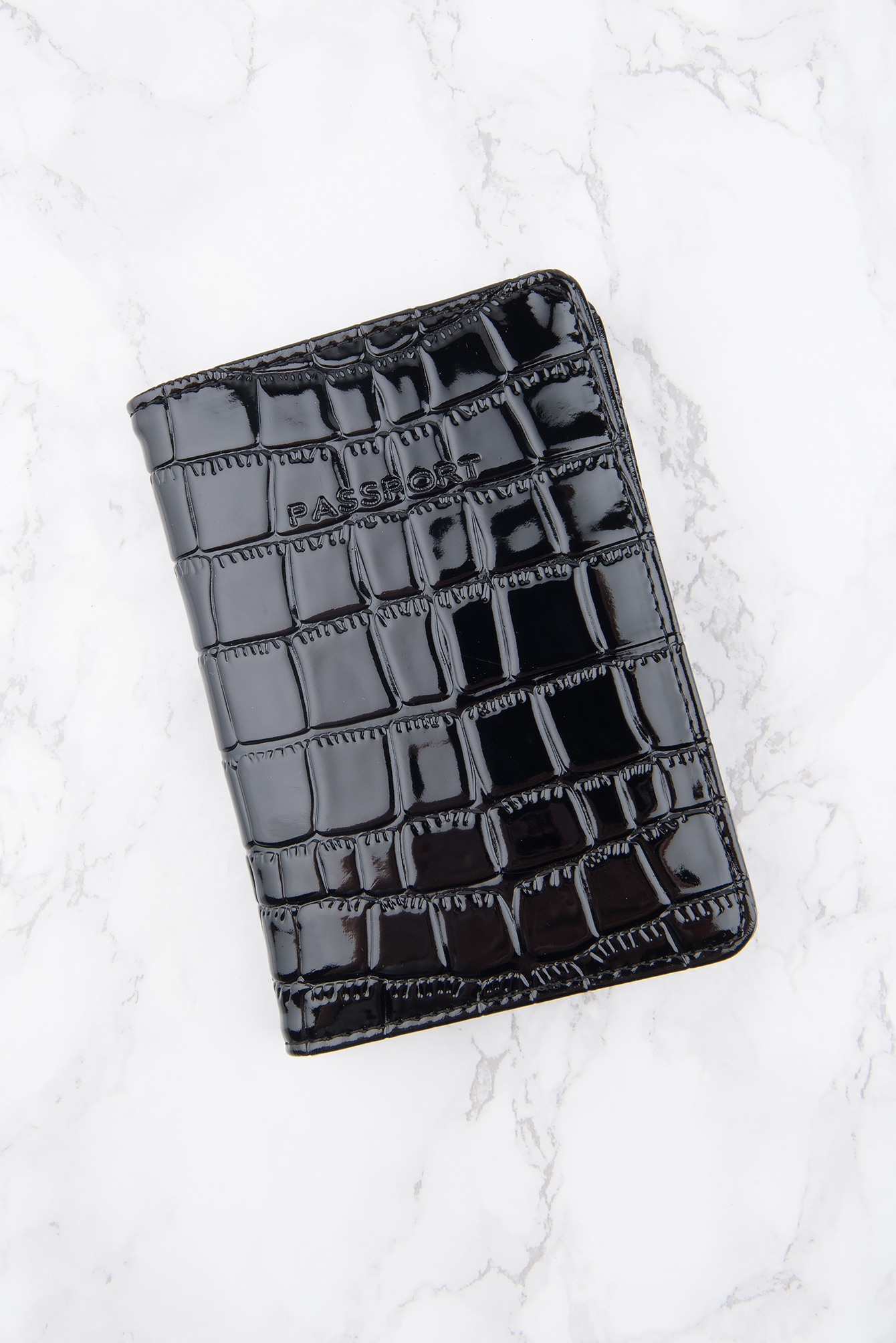 Snake Passport Holder Black NAKD