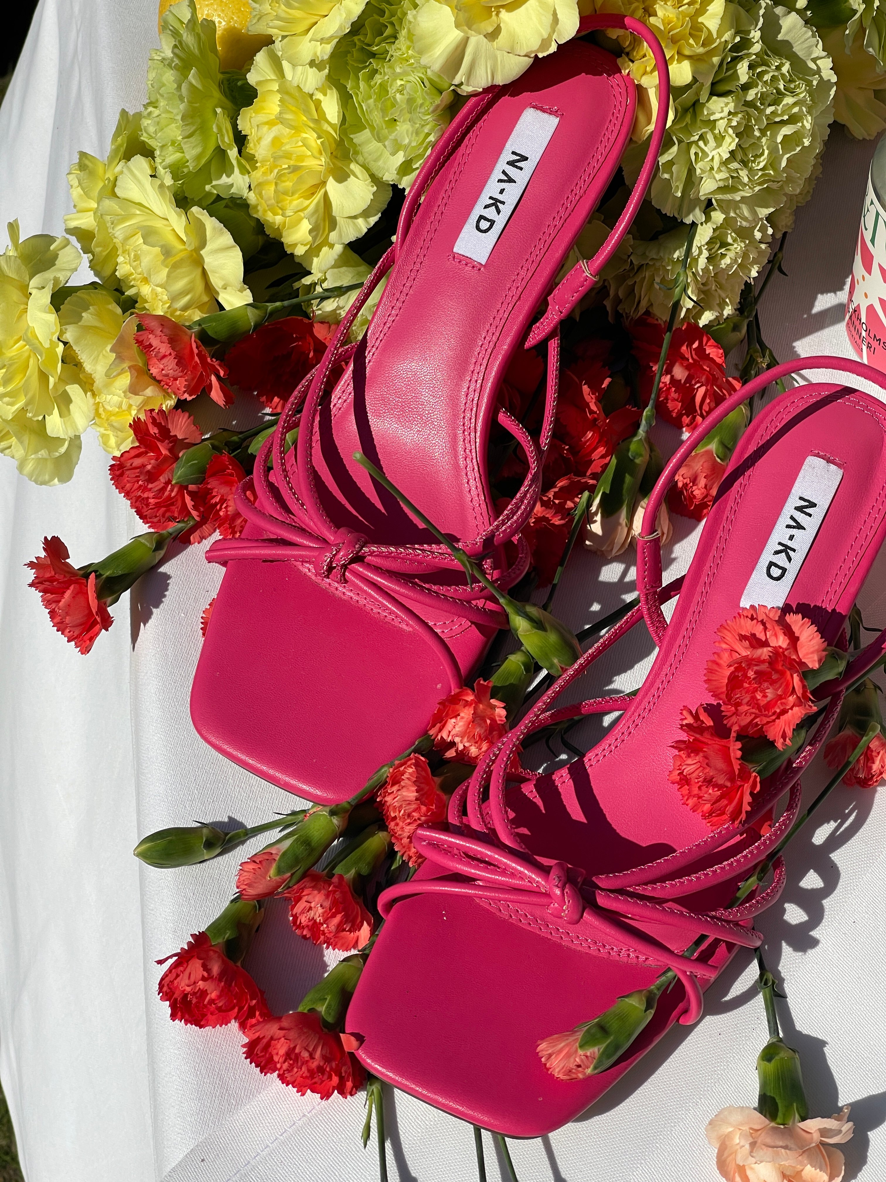 Strong Pink Remmikorkokenkä sandaalit