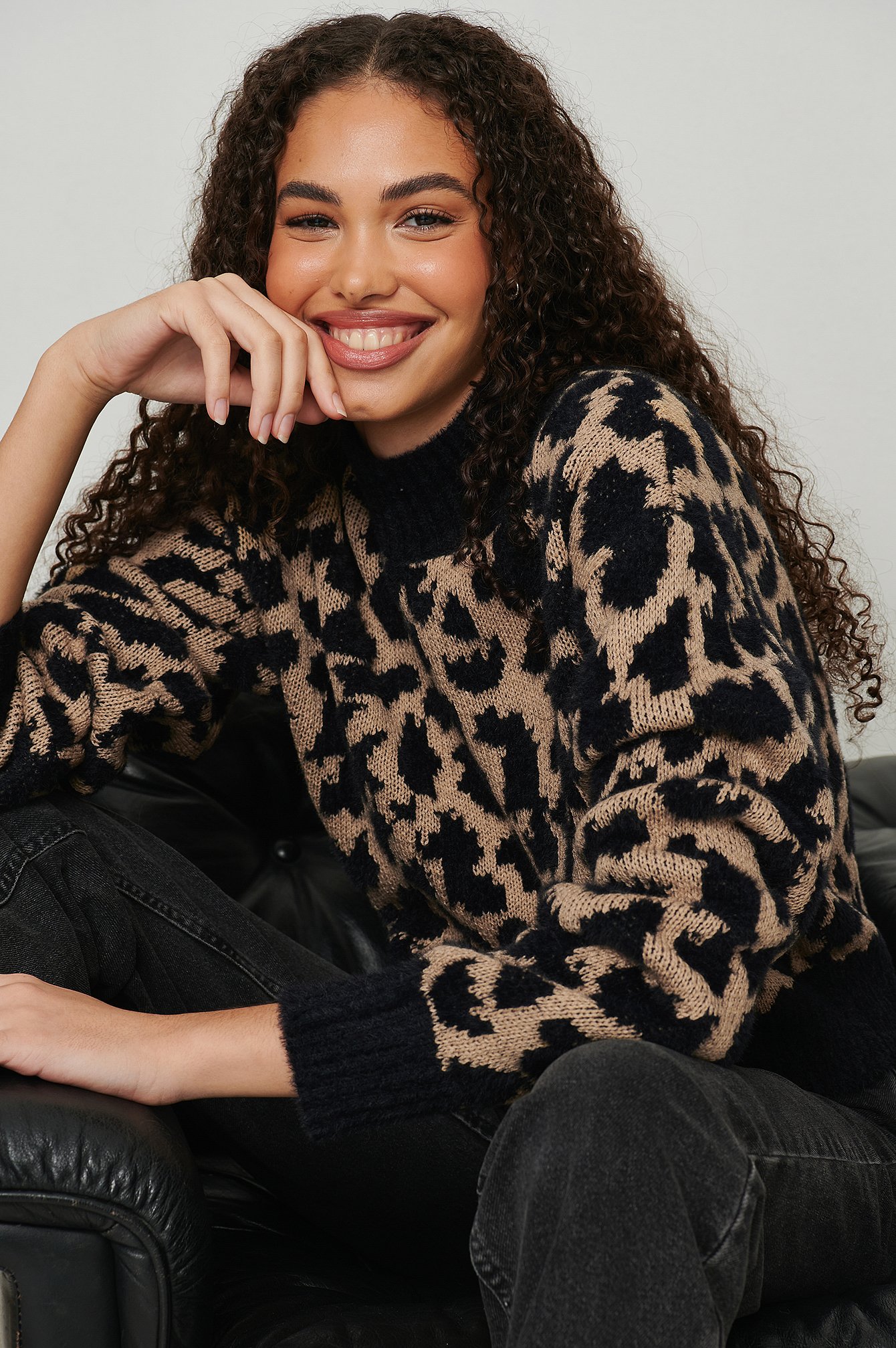 Pattern Oversized Cropped Knitted Sweater Outfit