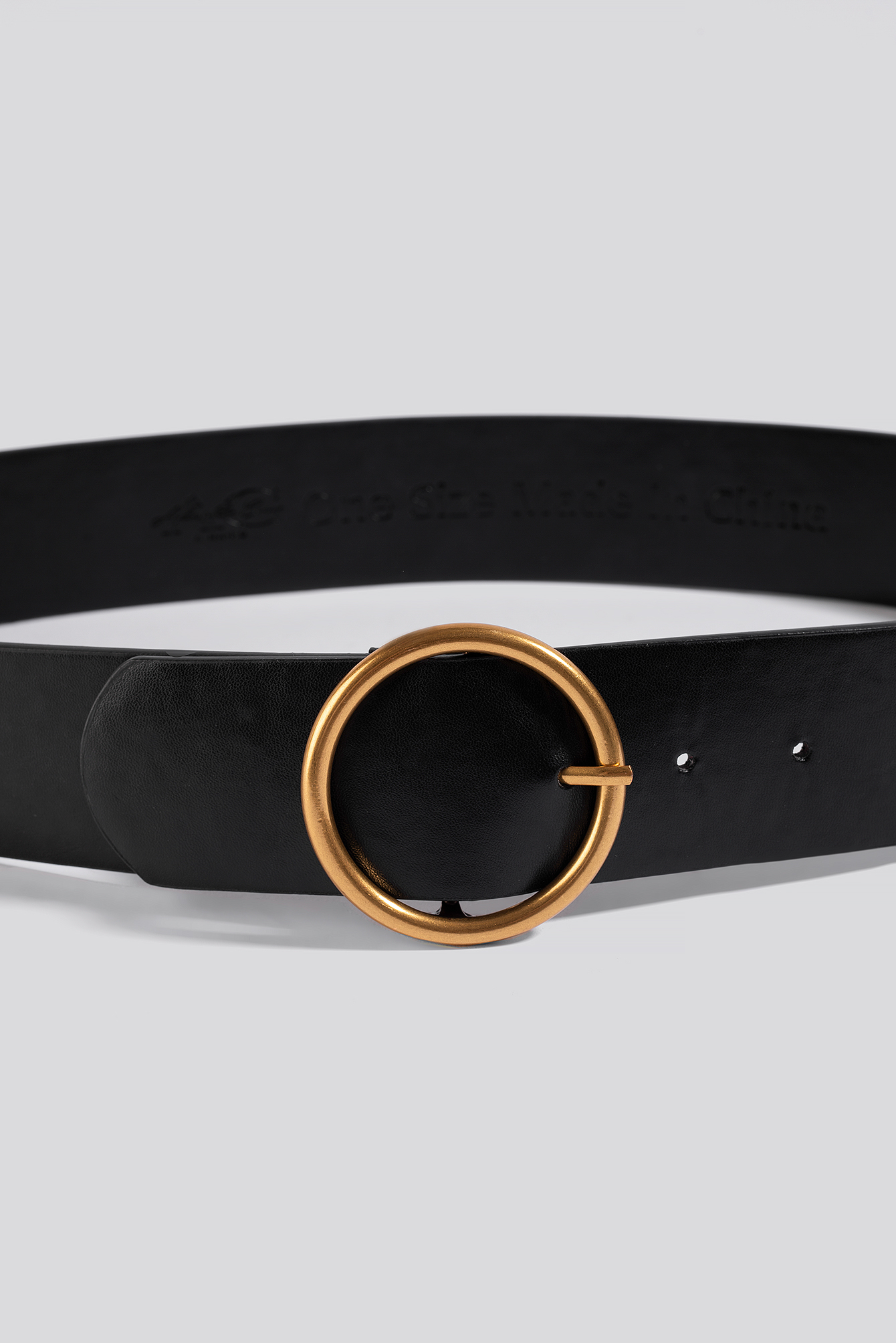 ADORABLE CARO X NA-KD Metal Ring Belt Black