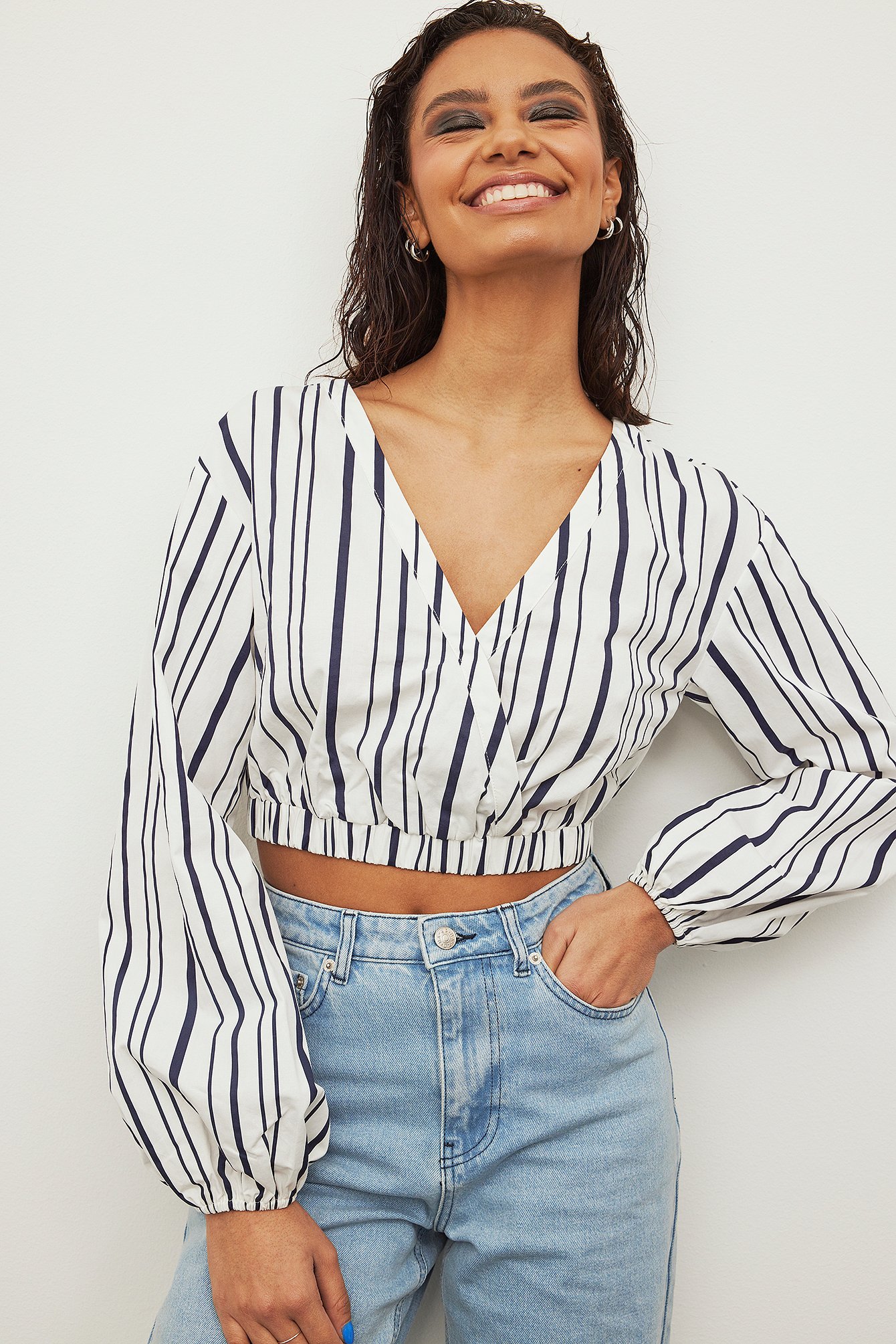 Striped Cropped Balloon Blouse