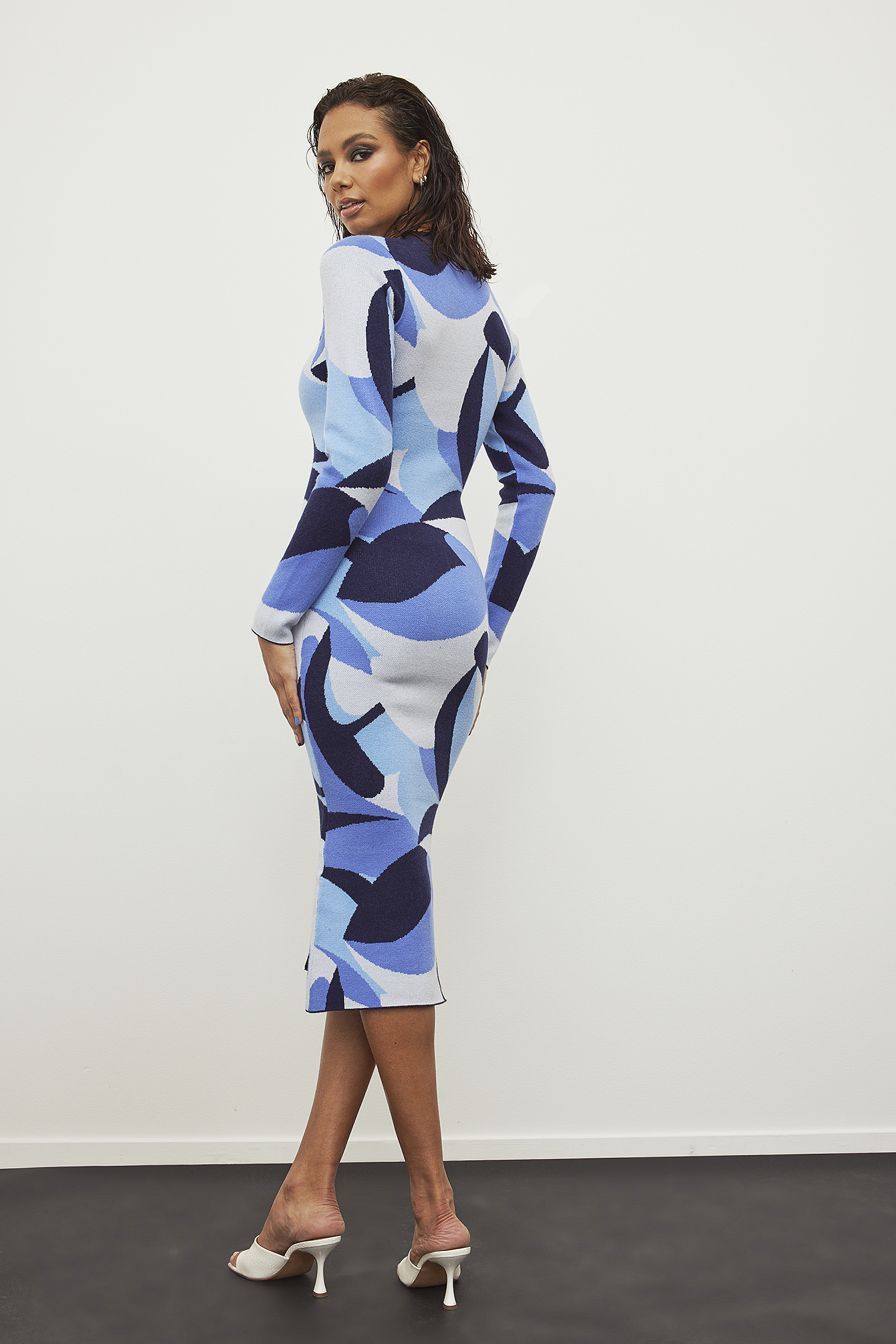 V-neck Jacquard Knitted Dress 