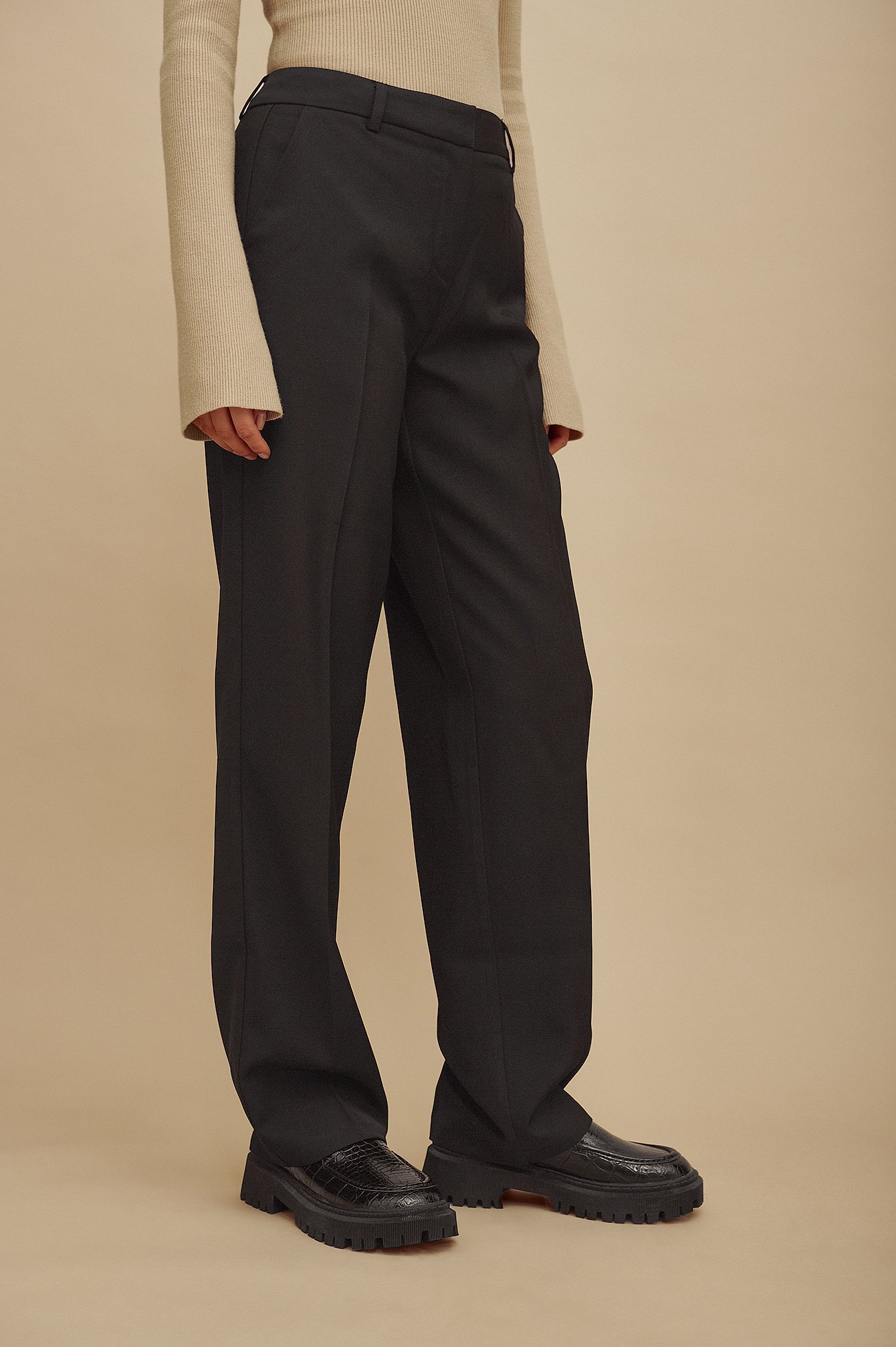 Black Recycled Mid Rise Suit Pants
