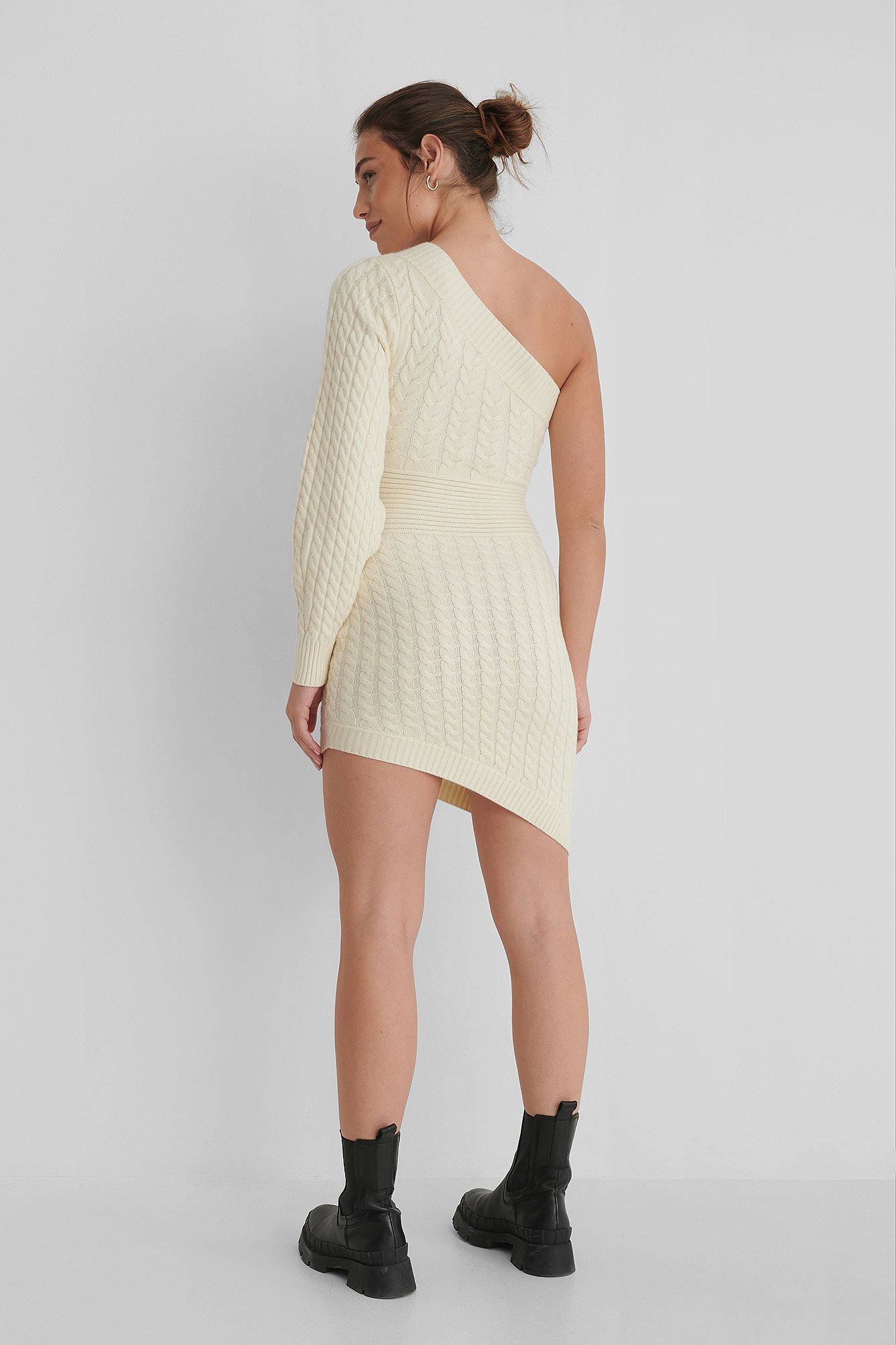 Offwhite Knitted Asymmetric Dress