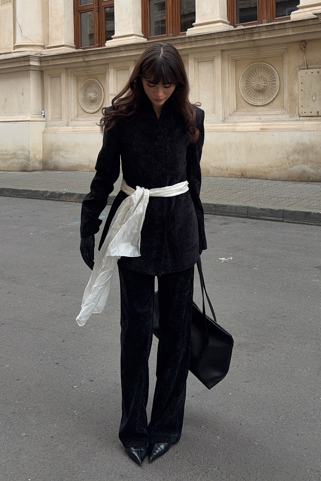 Wide leg low waist chenille pants black — byxor med fickor från NA-KD