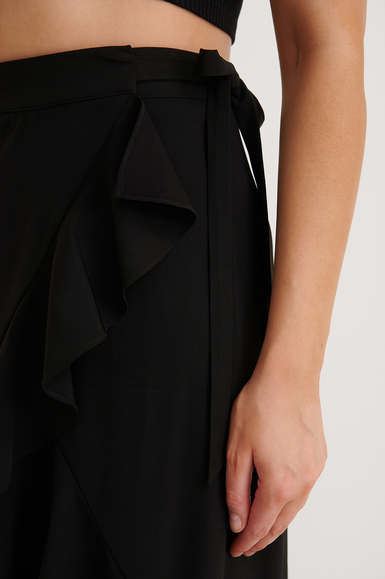 Wrap Around Flounce Detail Skirt Black 