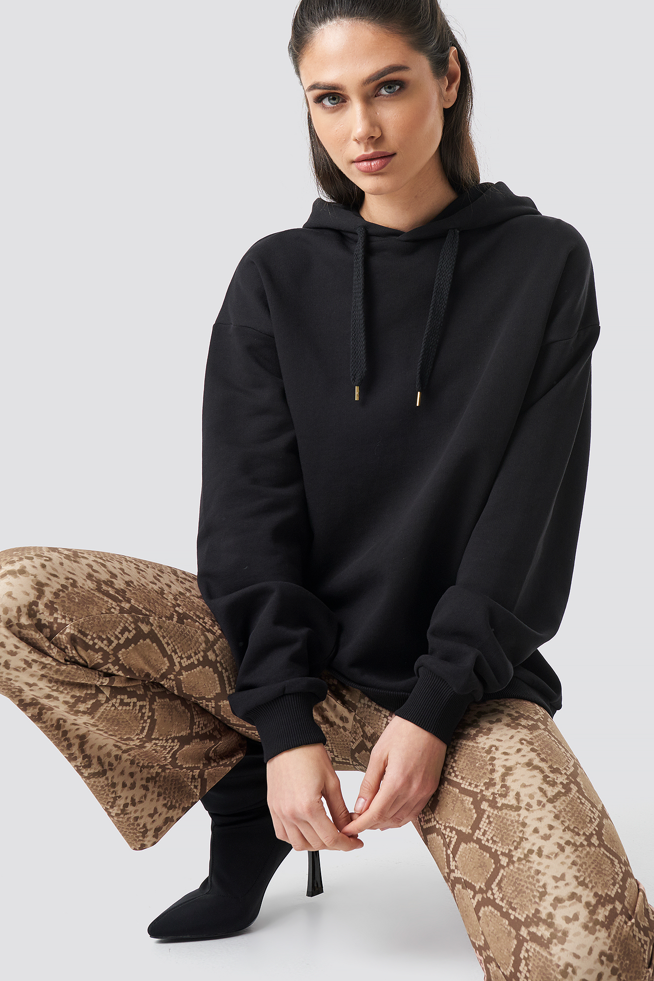 Straight Shape Oversized Hoodie Black