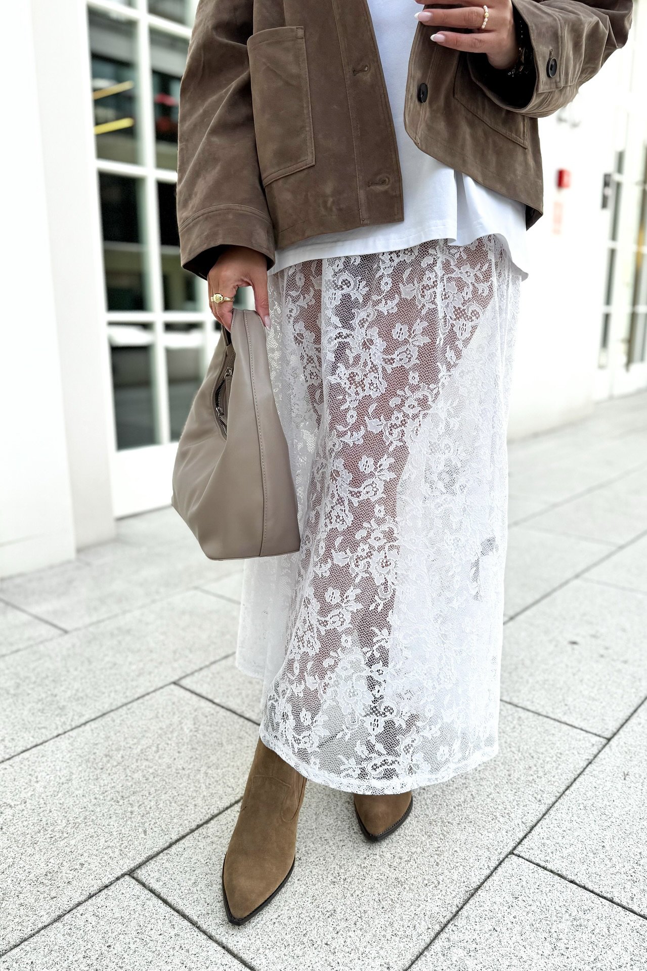 Lace Maxi Skirt White NA-KD