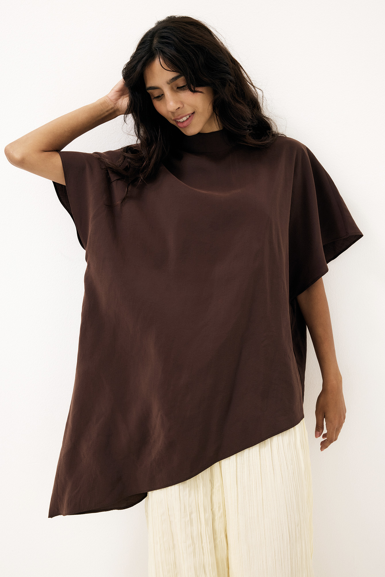 Asymmetric High Neck Blouse - Tops - Brown - XS - NA-KD / NAKD