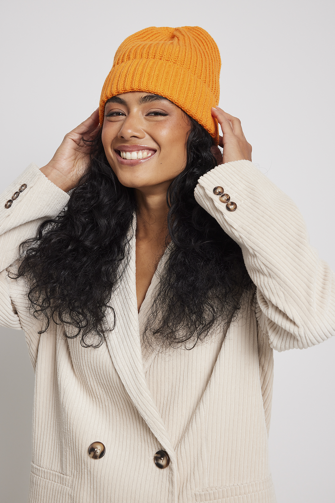 Bonnet Recycl En Maille Basique Orange NA KD bonnet-recycl-en-maille-basique-orange-na-kd