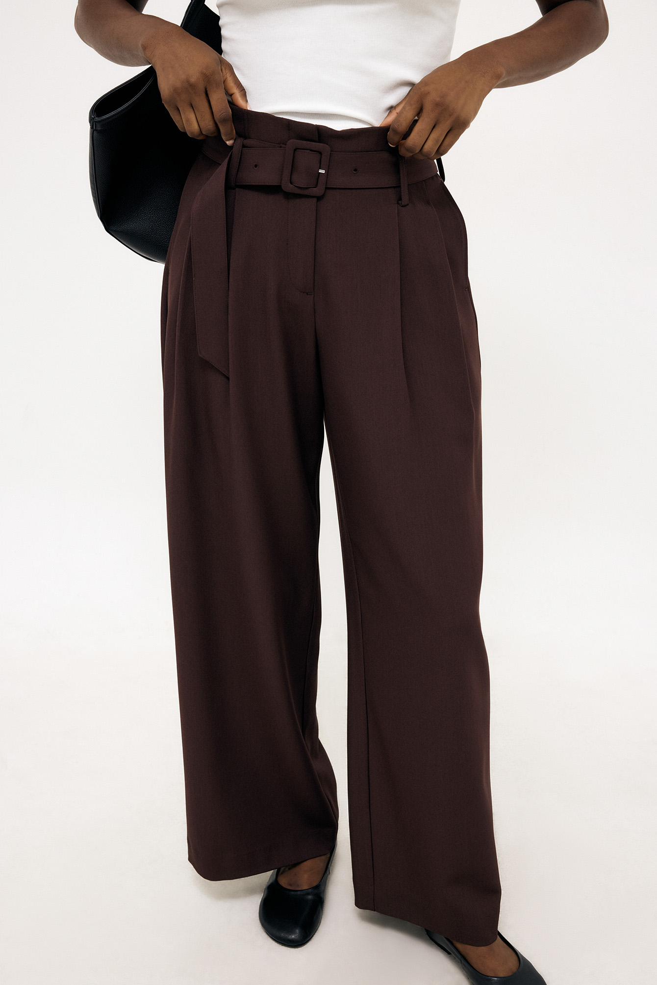 Belted high waist pants dark brown — byxor med fickor från NA-KD