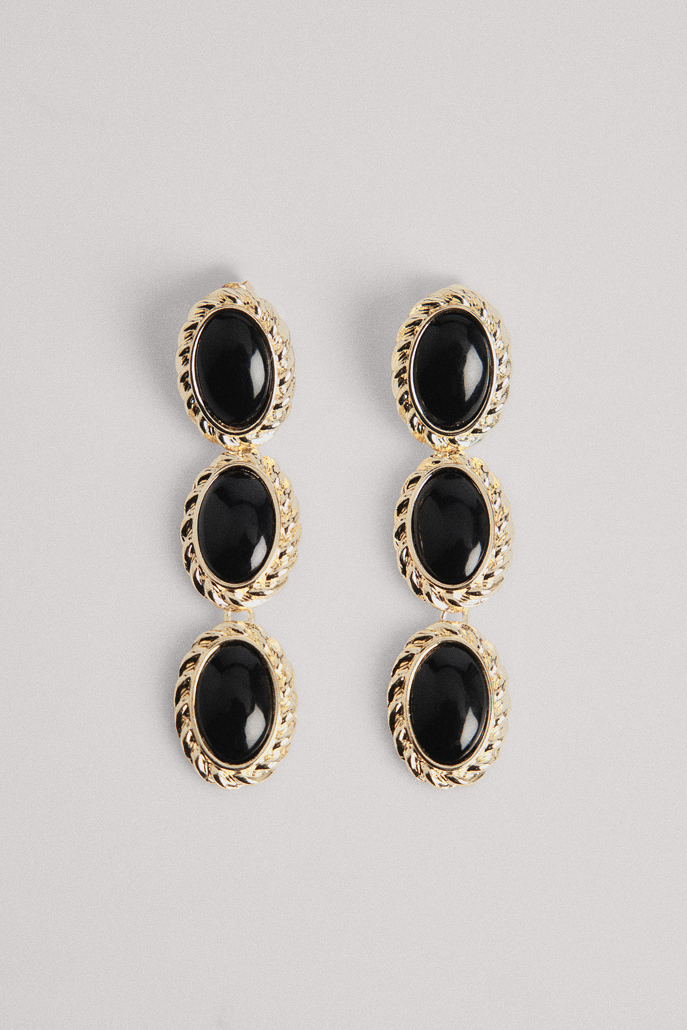 Big Dangle Earrings Gold NAKD