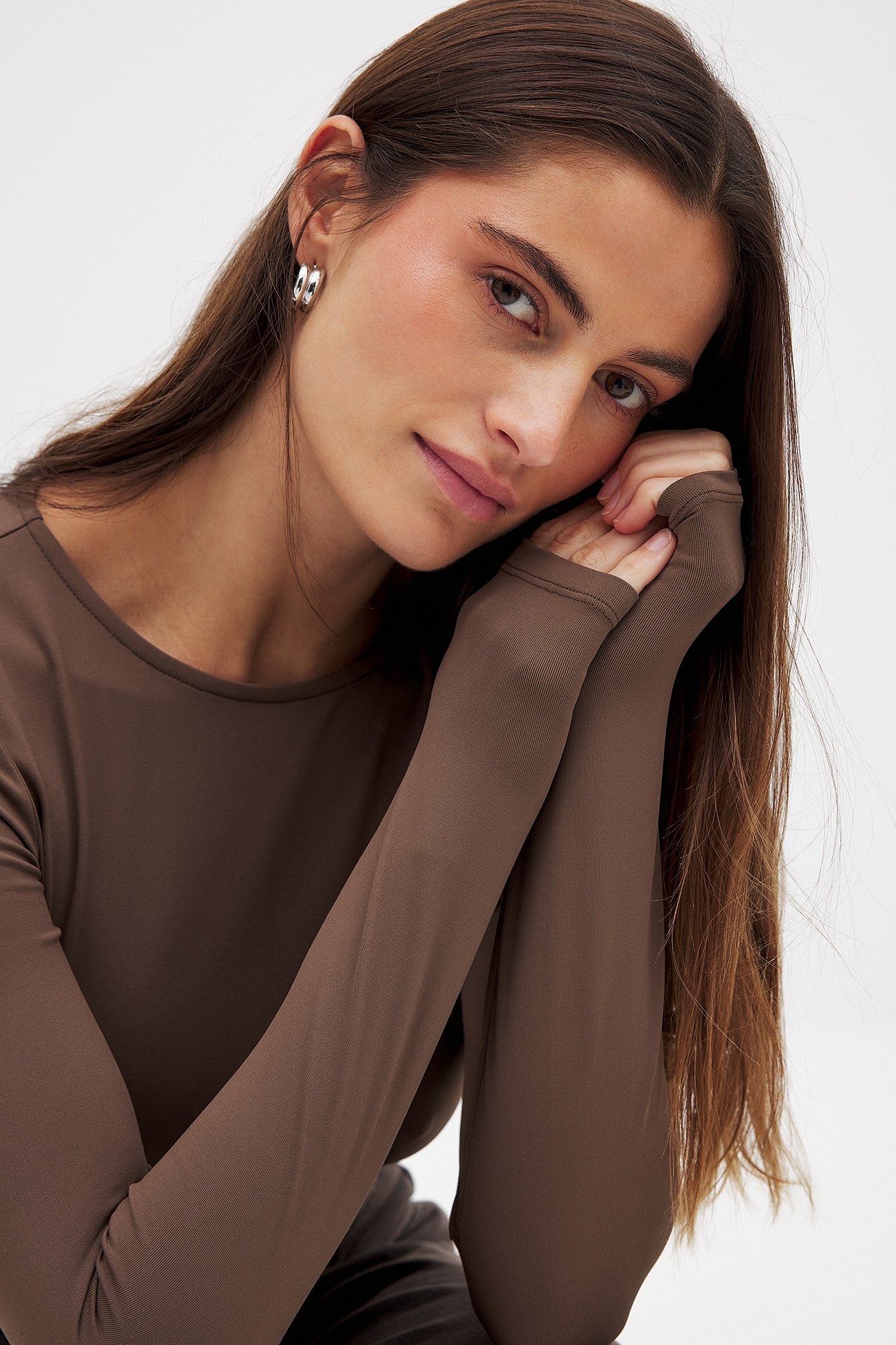 Body Hugging Long Sleeve Top Brown | NA-KD