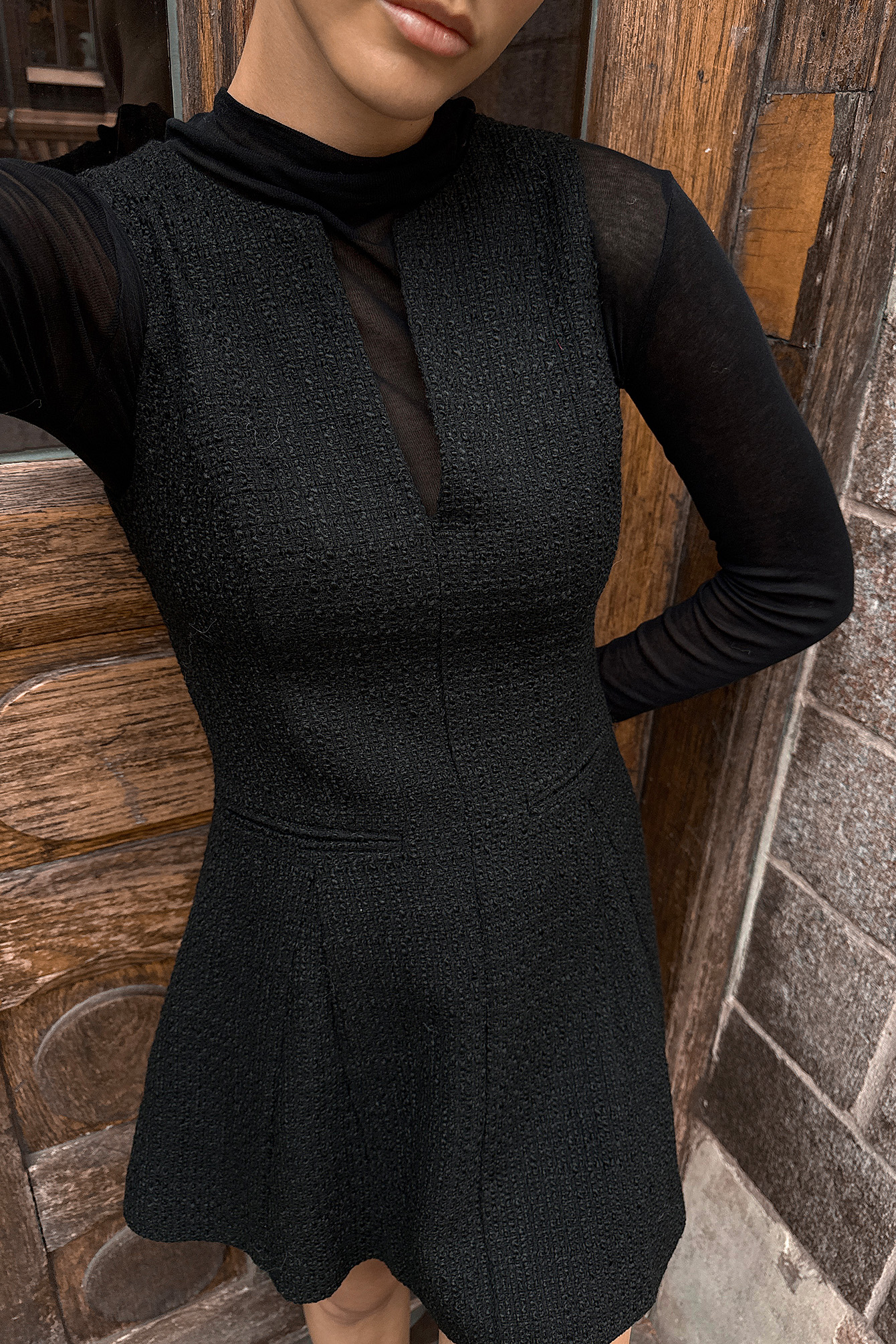 NA-KD Bouclé-Minikleid mit V-Ausschnitt - Minikleider - Schwarz - EU 34 - NA-KD / NAKD