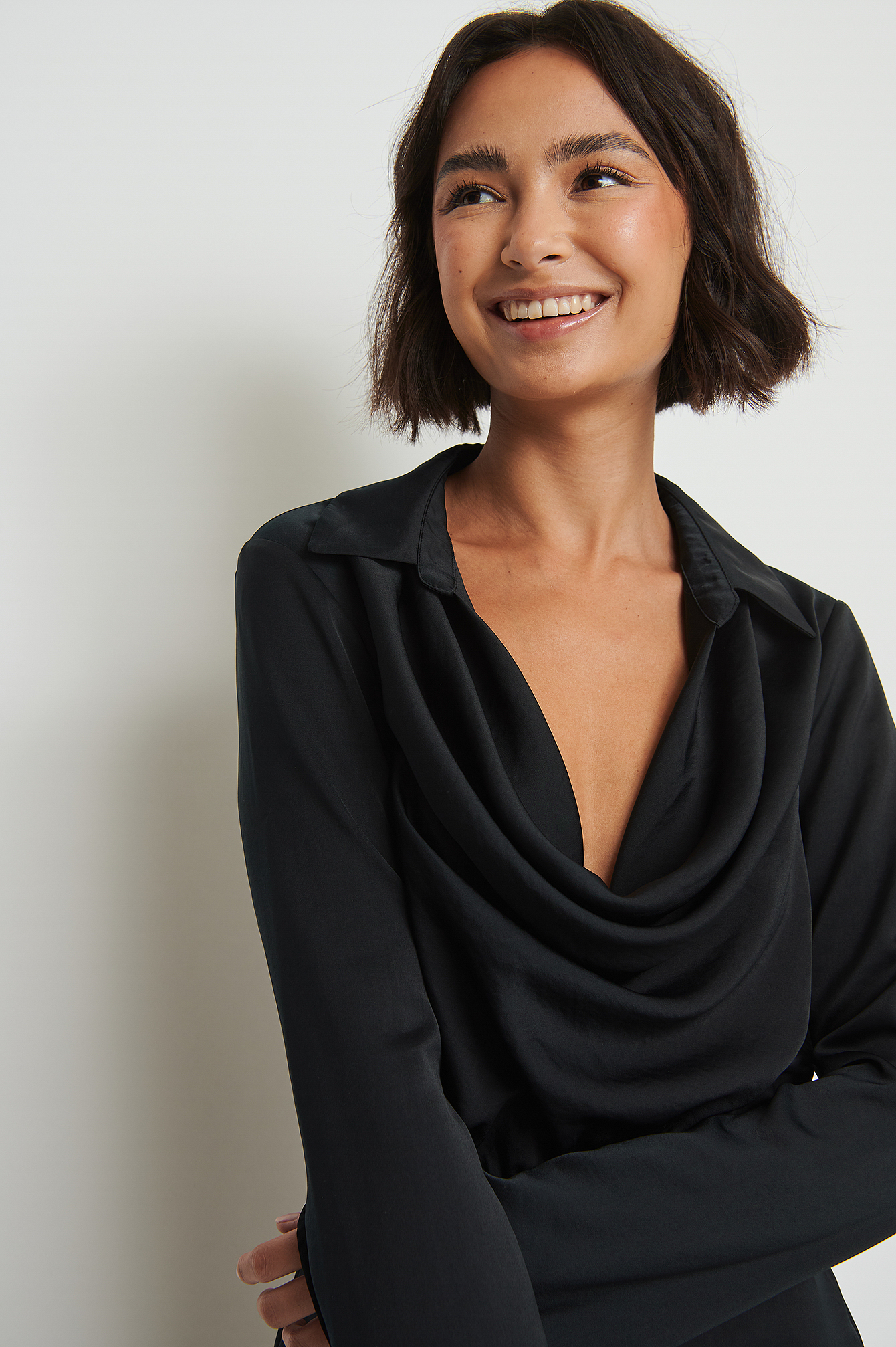 Waterfall Neckline Dress Black | na-kd.com