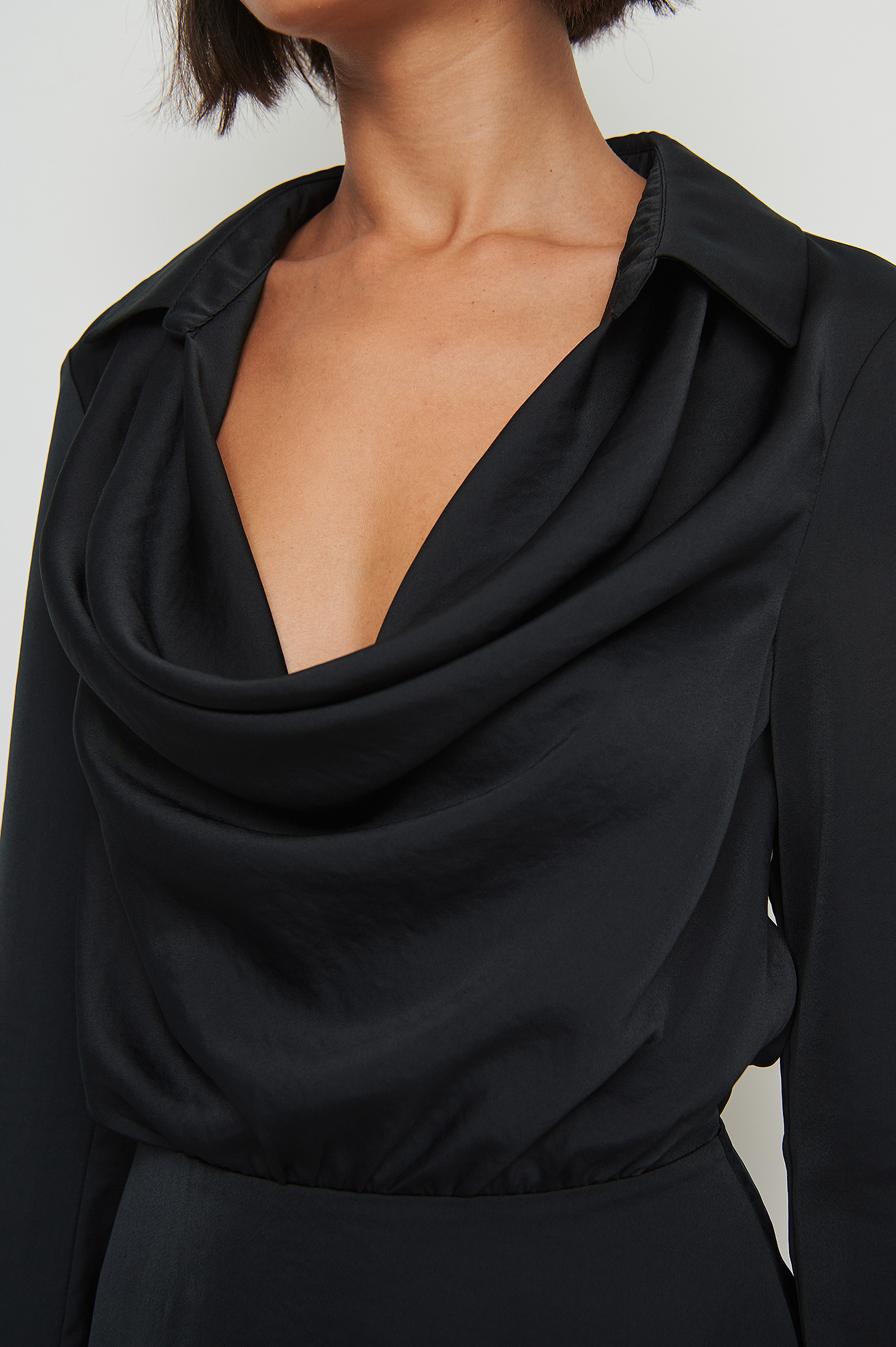 Waterfall Neckline Dress Black | na-kd.com