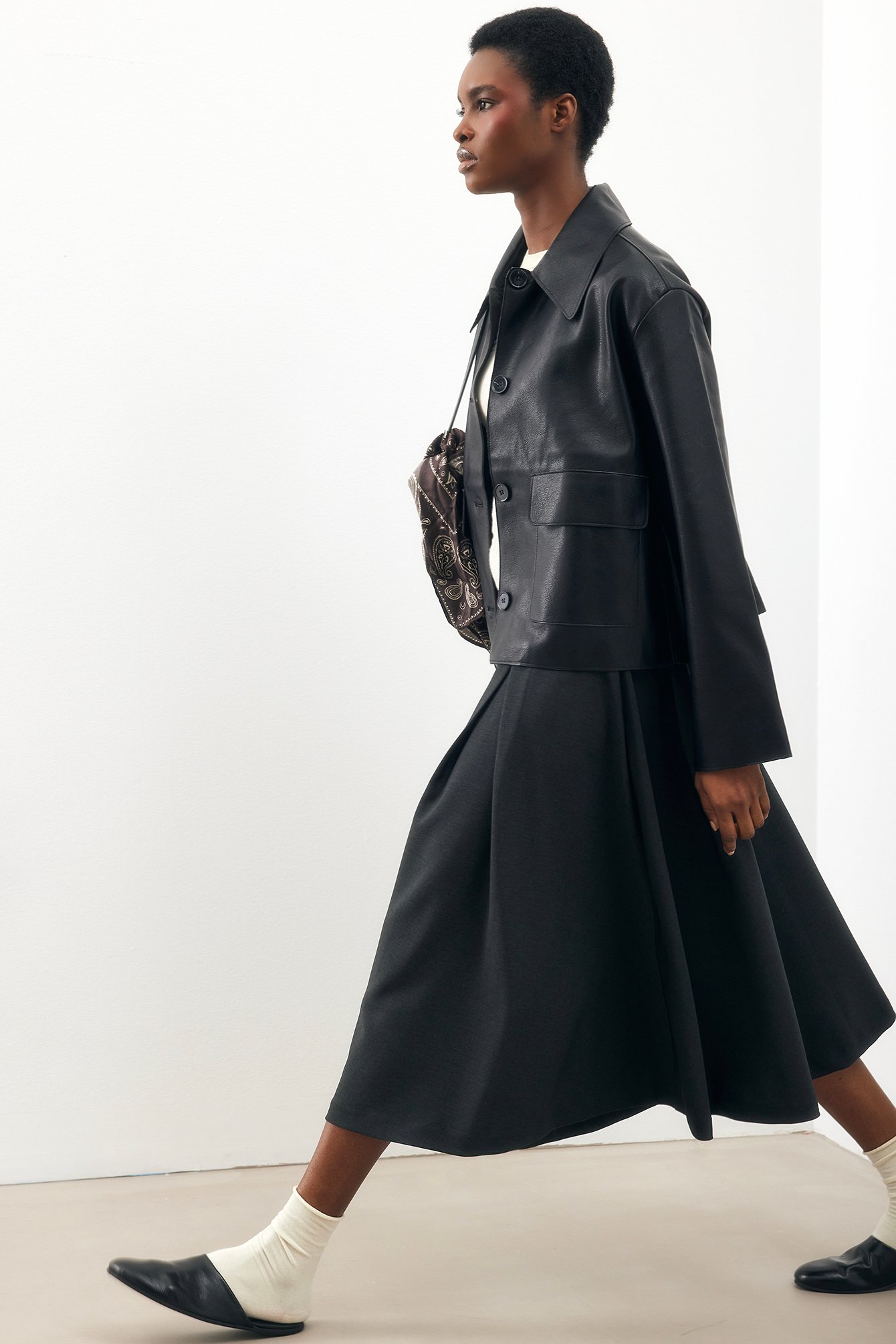 Button Detail Short Faux Leather Jacket Black | NA-KD