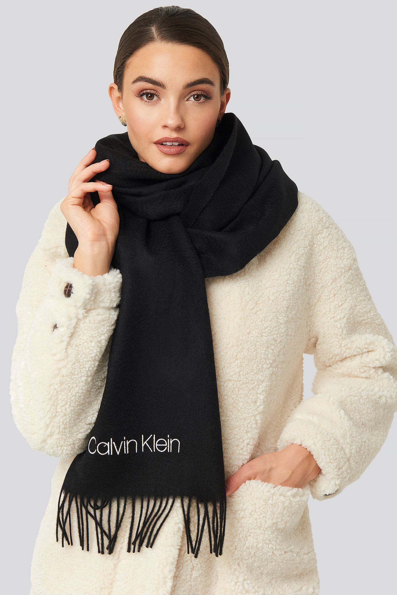 Classic Wool Scarf Black NAKD