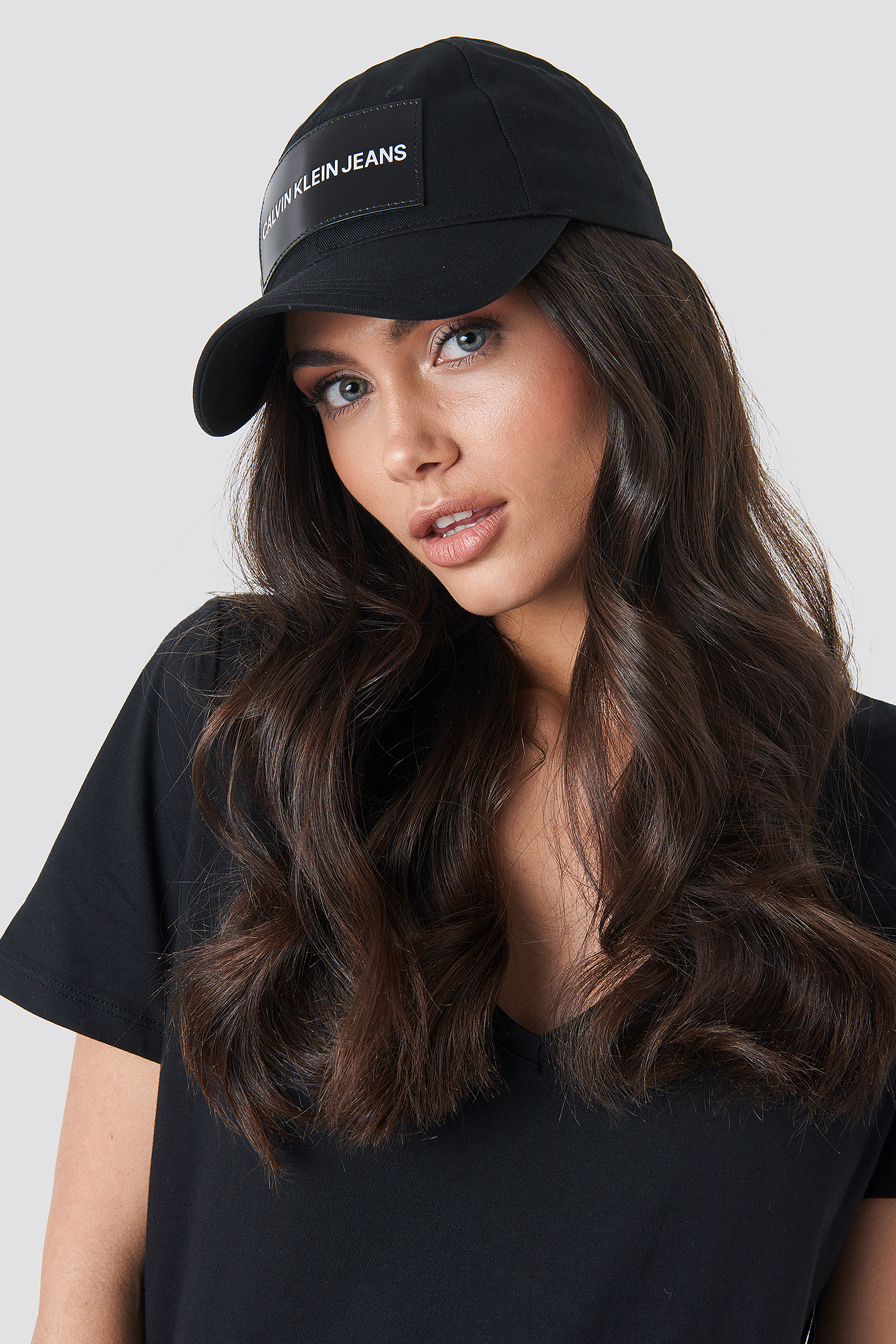 J Institutional Cap W Black Beauty