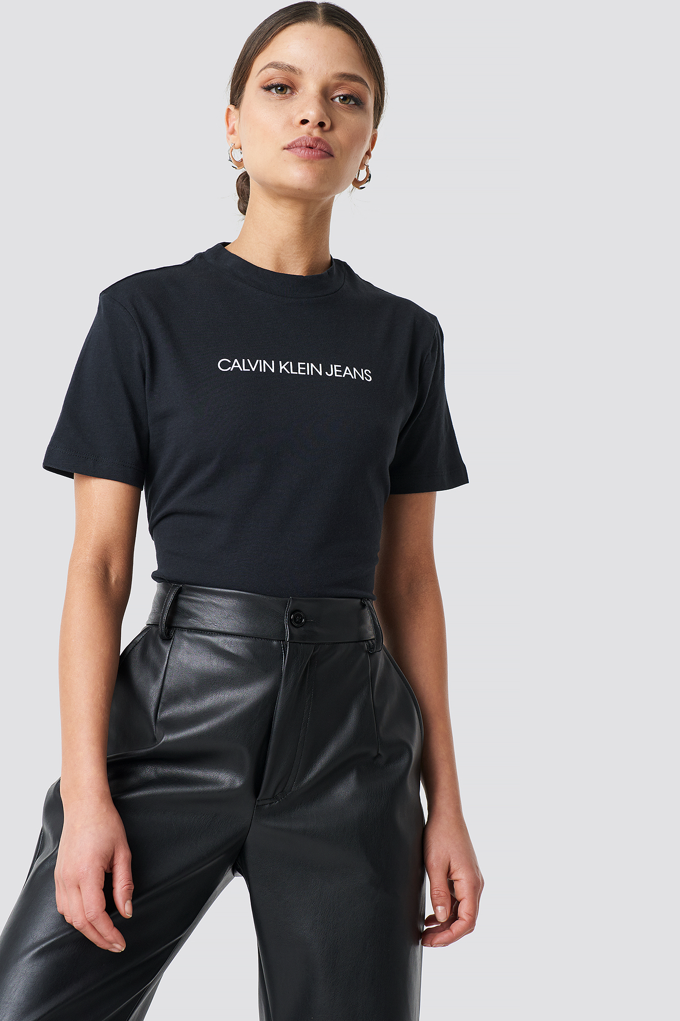 Shrunken Institutional Crop Tee CK Black
