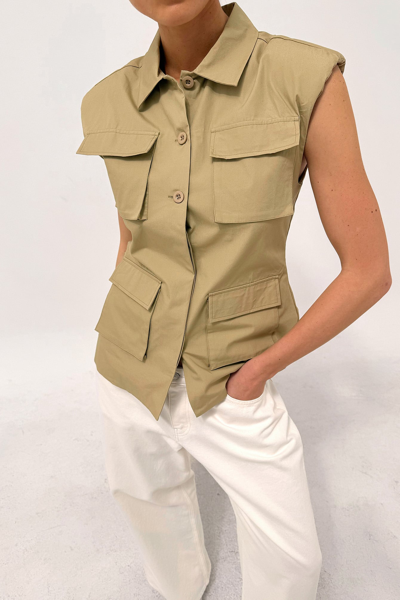 - Vest med lommedetaljer og cargolomme - Ermeløse topper - Beige - EU 32 - NA-KD / NAKD