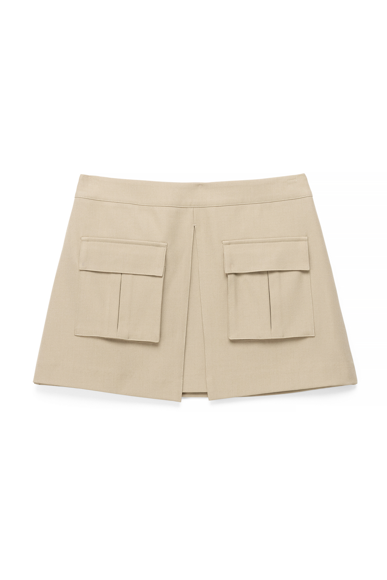 Cargo pocket mini skirt beige — kjol med fickor från NA-KD