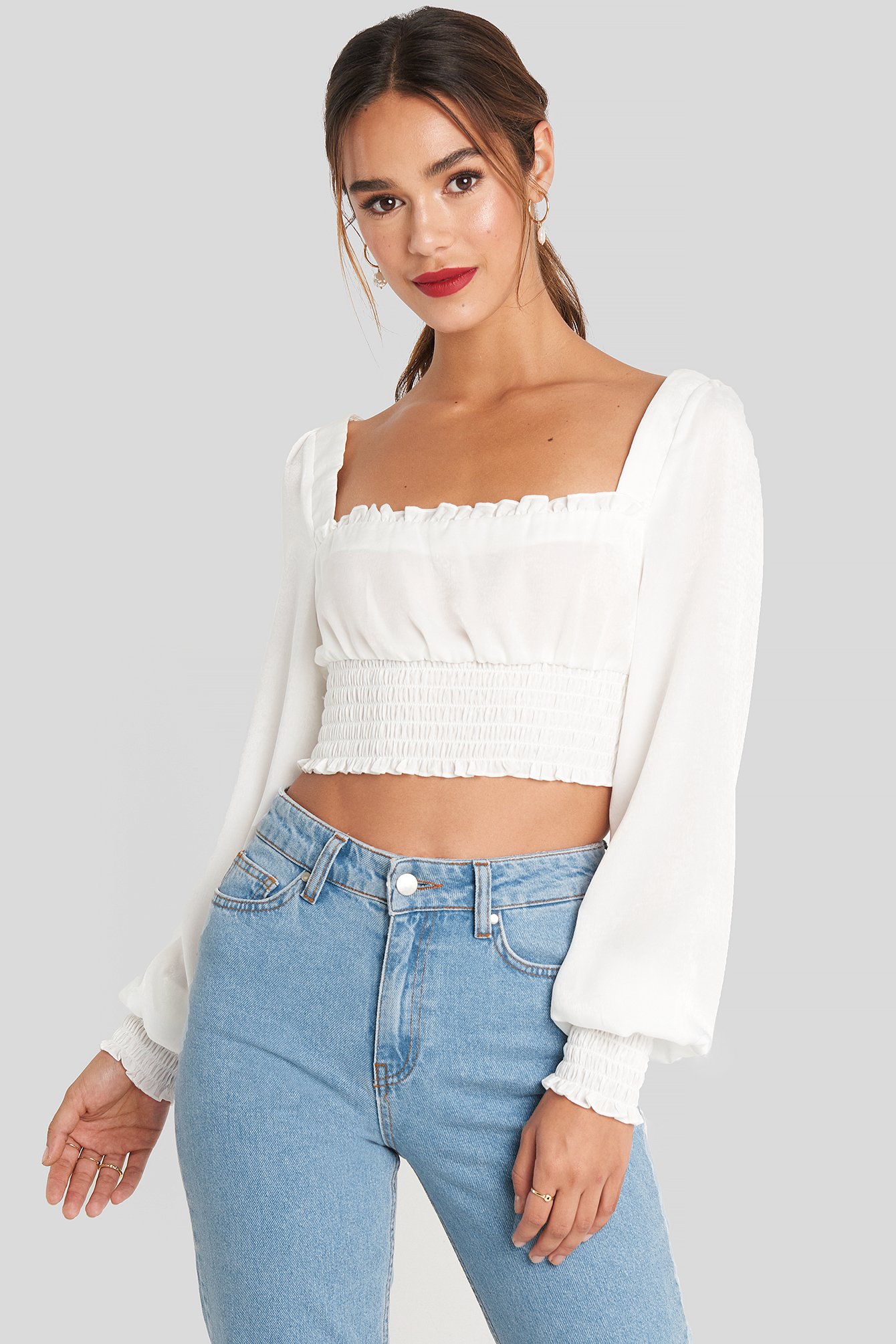 Translucent Ruffled Cropped Blouse Cropped Ruffle Top White | NA-KD