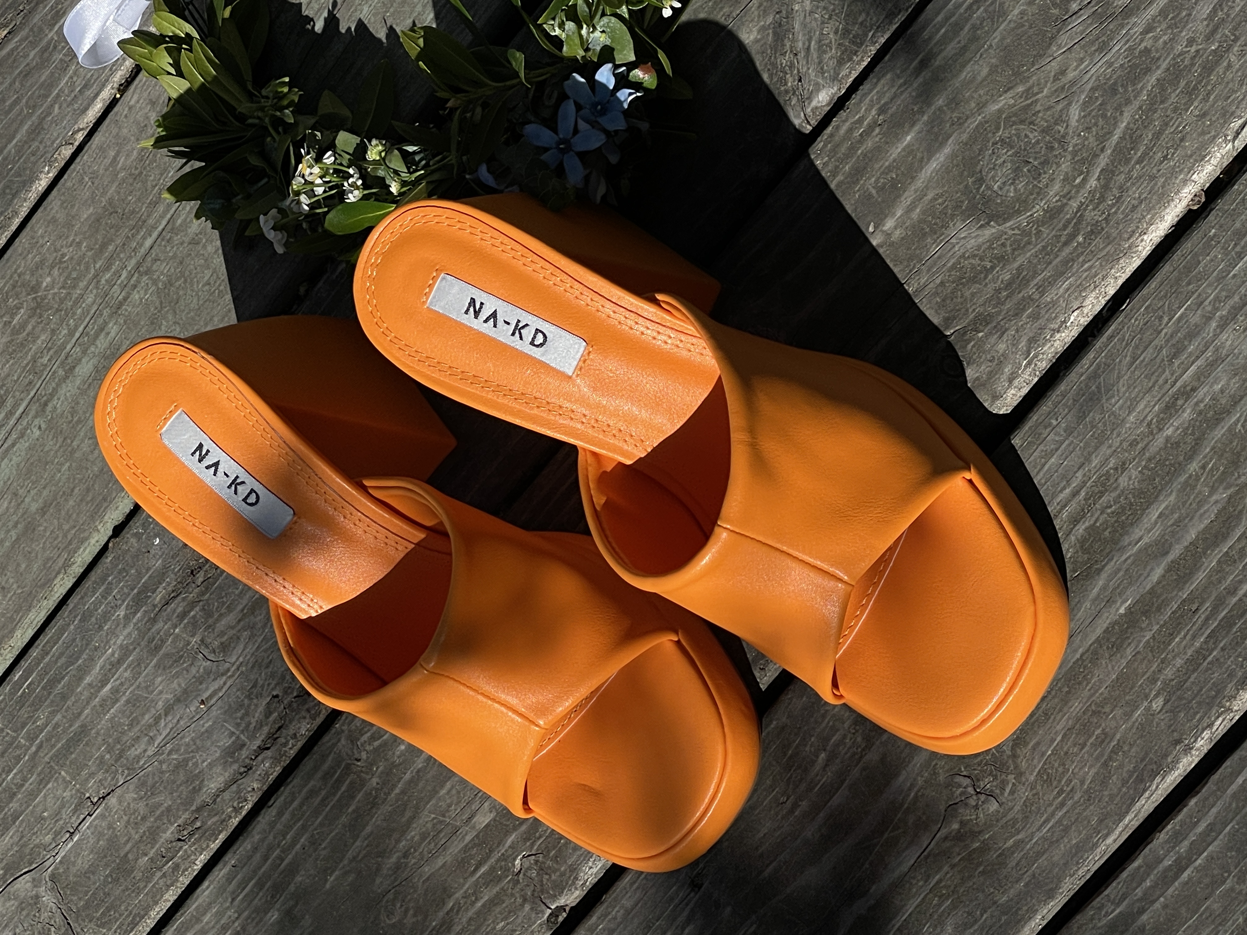 Shoes Chubby Heel Platform Mules NA-KD en coloris Orange Femme Chaussures Chaussures à talons Mules 