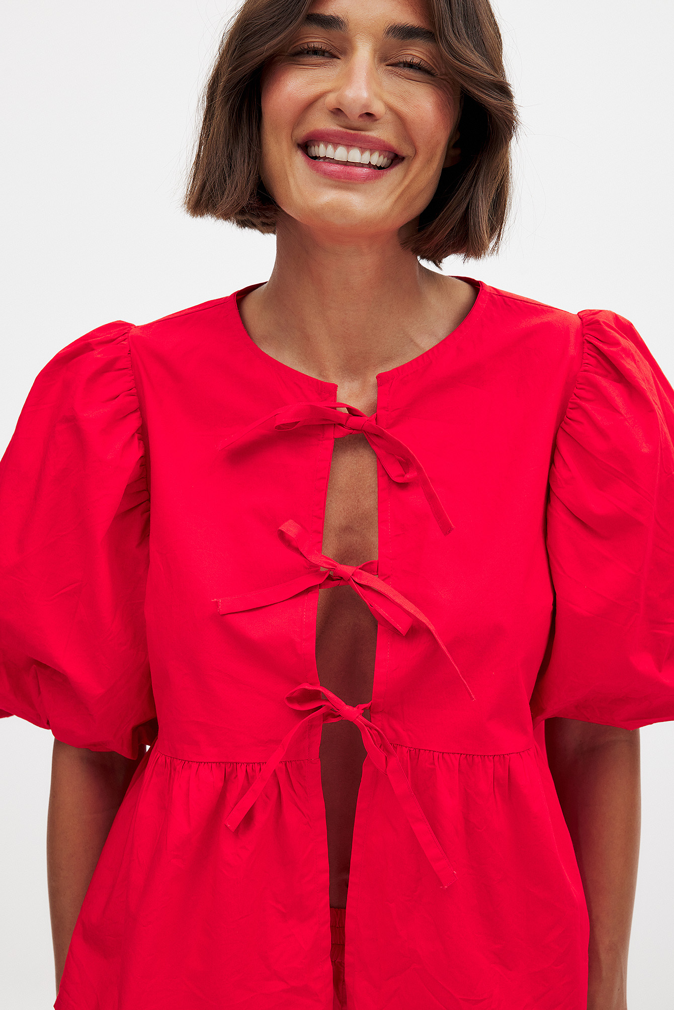 NA-KD Cotton Puff Sleeve Tie Front Blouse - Blouses - Red - EU 42 - NA-KD / NAKD