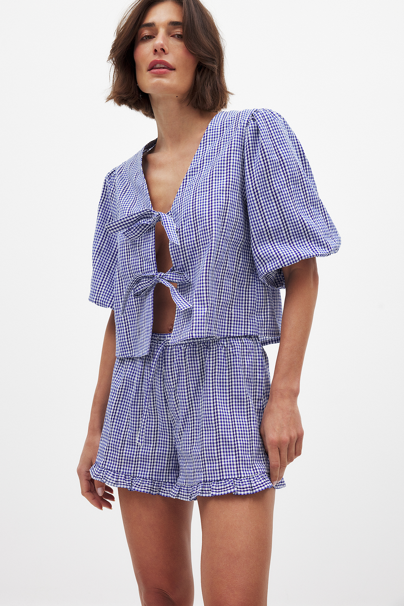 NA-KD Vida shorts i bomull med mellanhög midja - Sommarset - CheckeRöd - EU 44 - NA-KD / NAKD