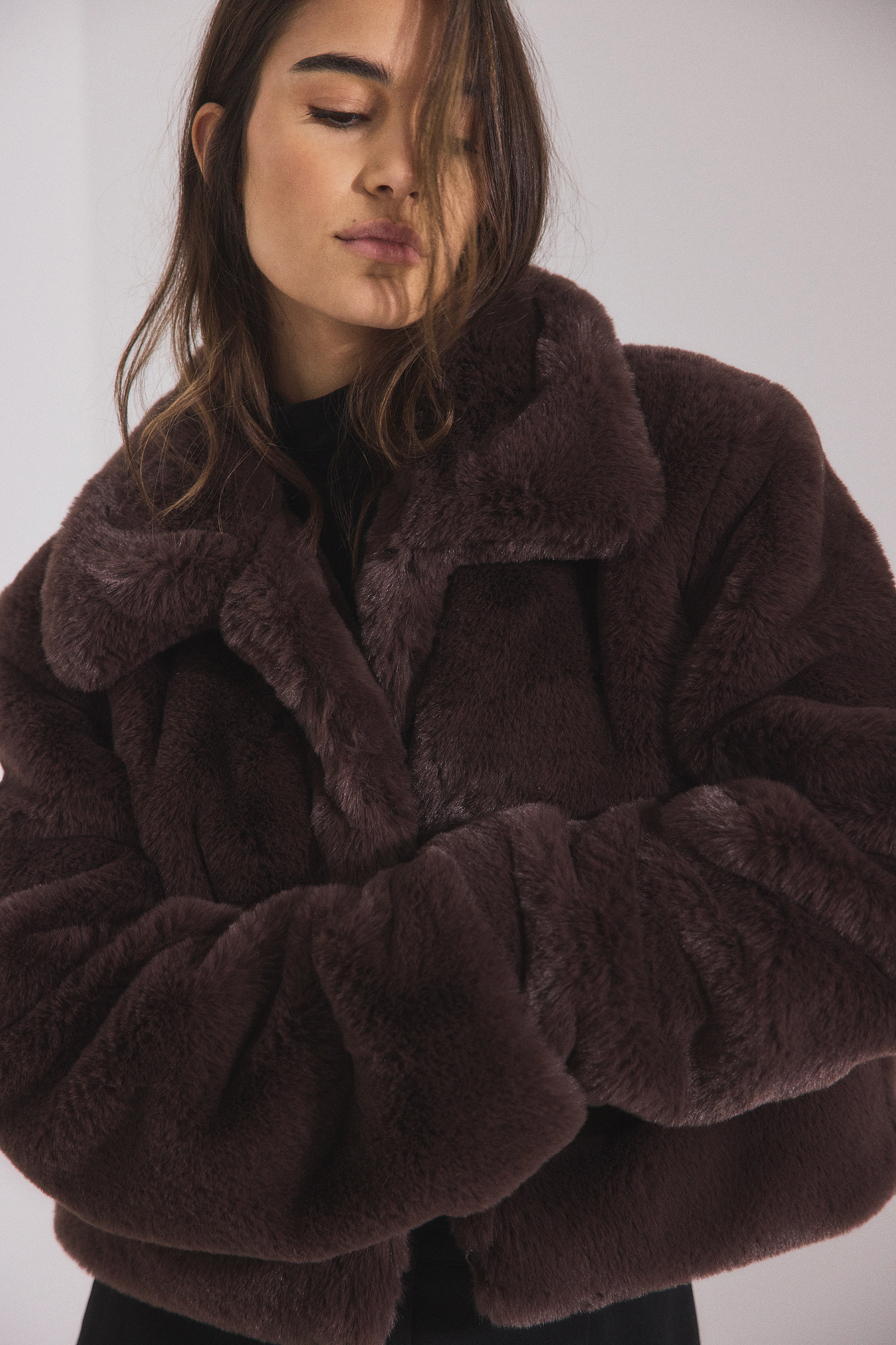 Cropped Faux Fur Jacket Brown | NA-KD