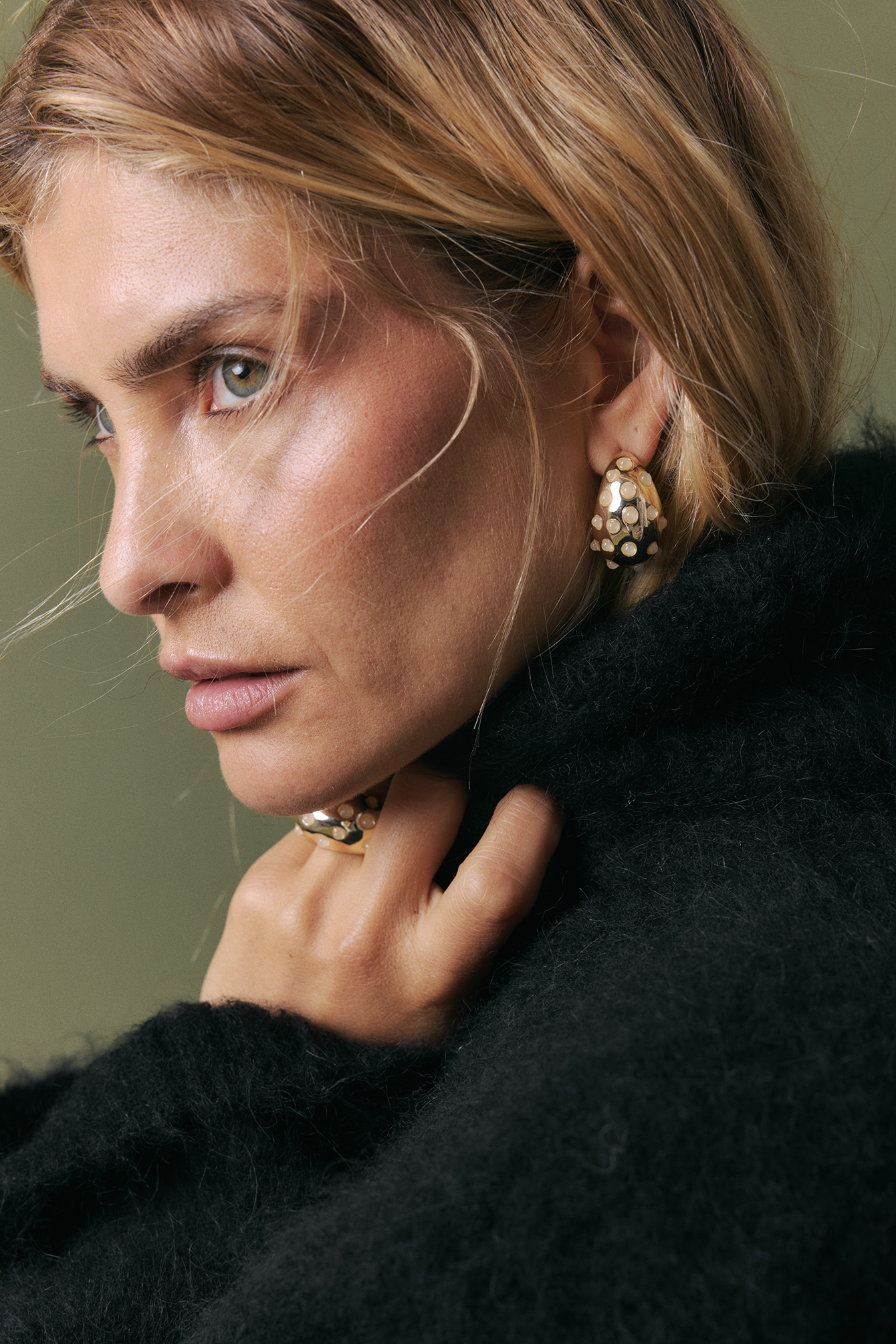 Detailed earrings