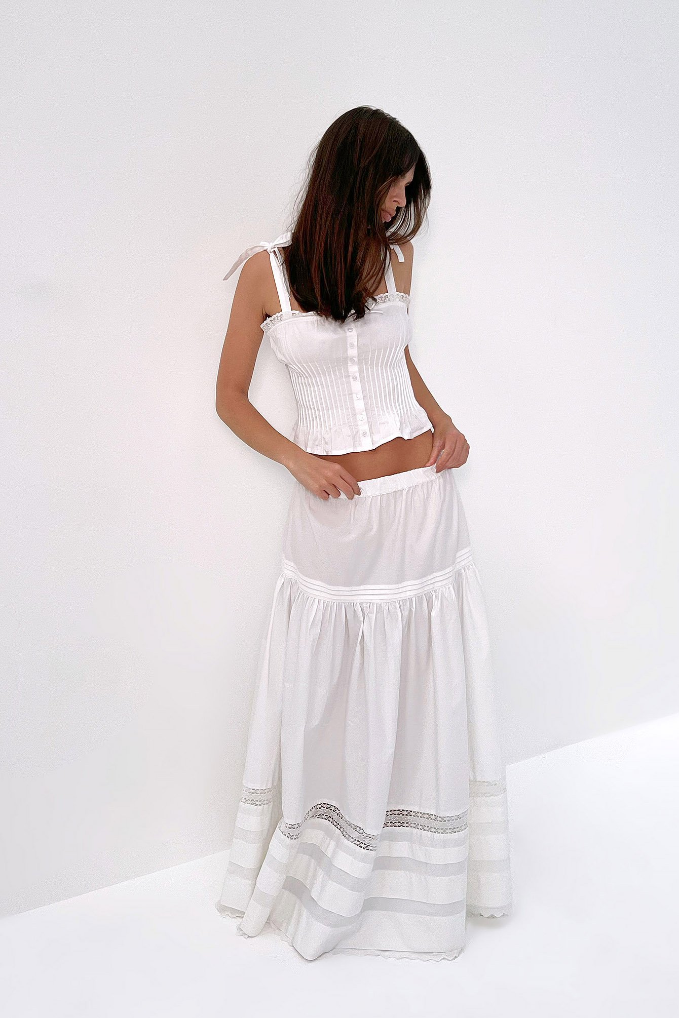 Emrata x NA-KD Detailed Maxi Skirt - A-Line Skirts - White - EU 38, image size:1340x2010