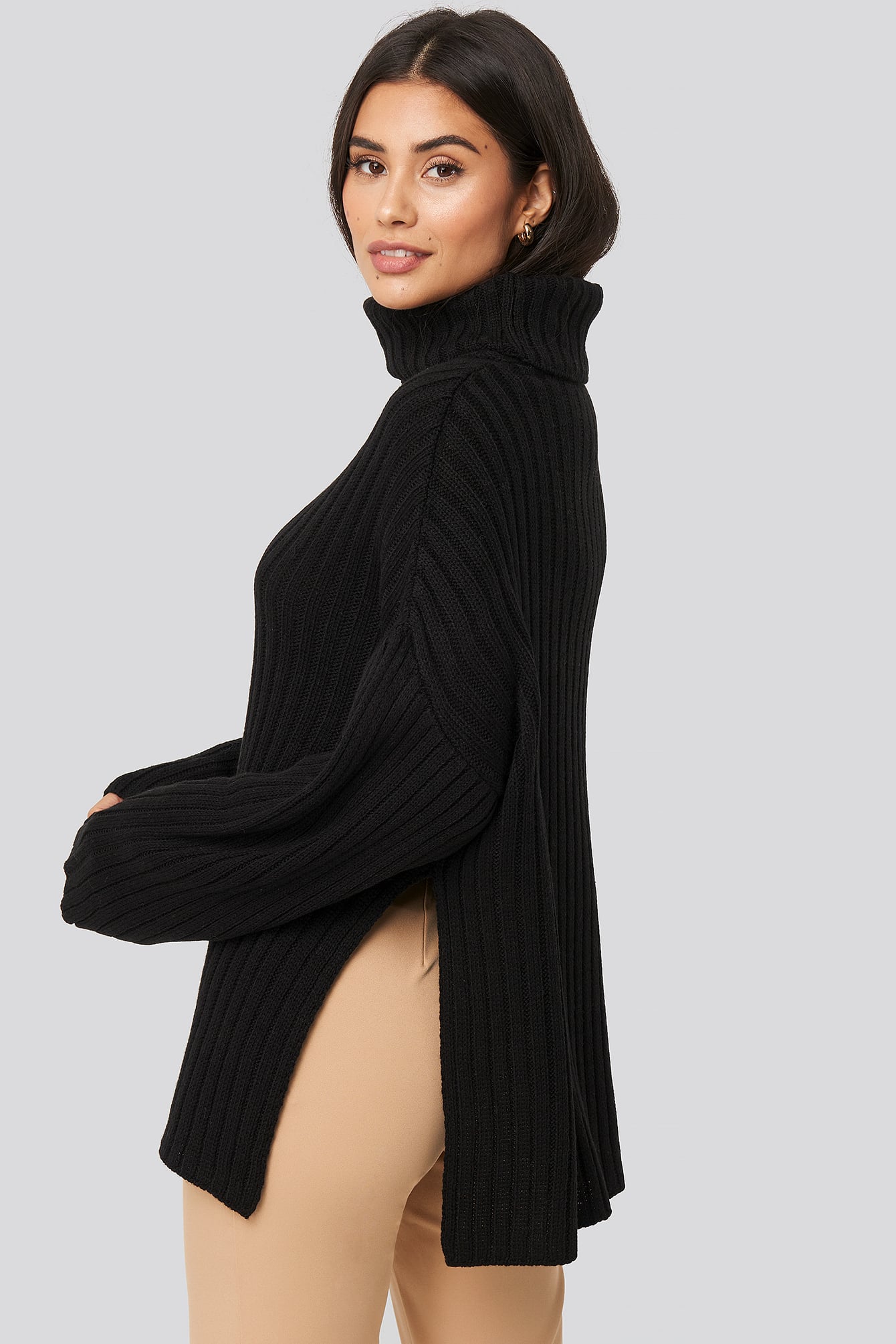 Side Slit Oversized Knitted Sweater 
