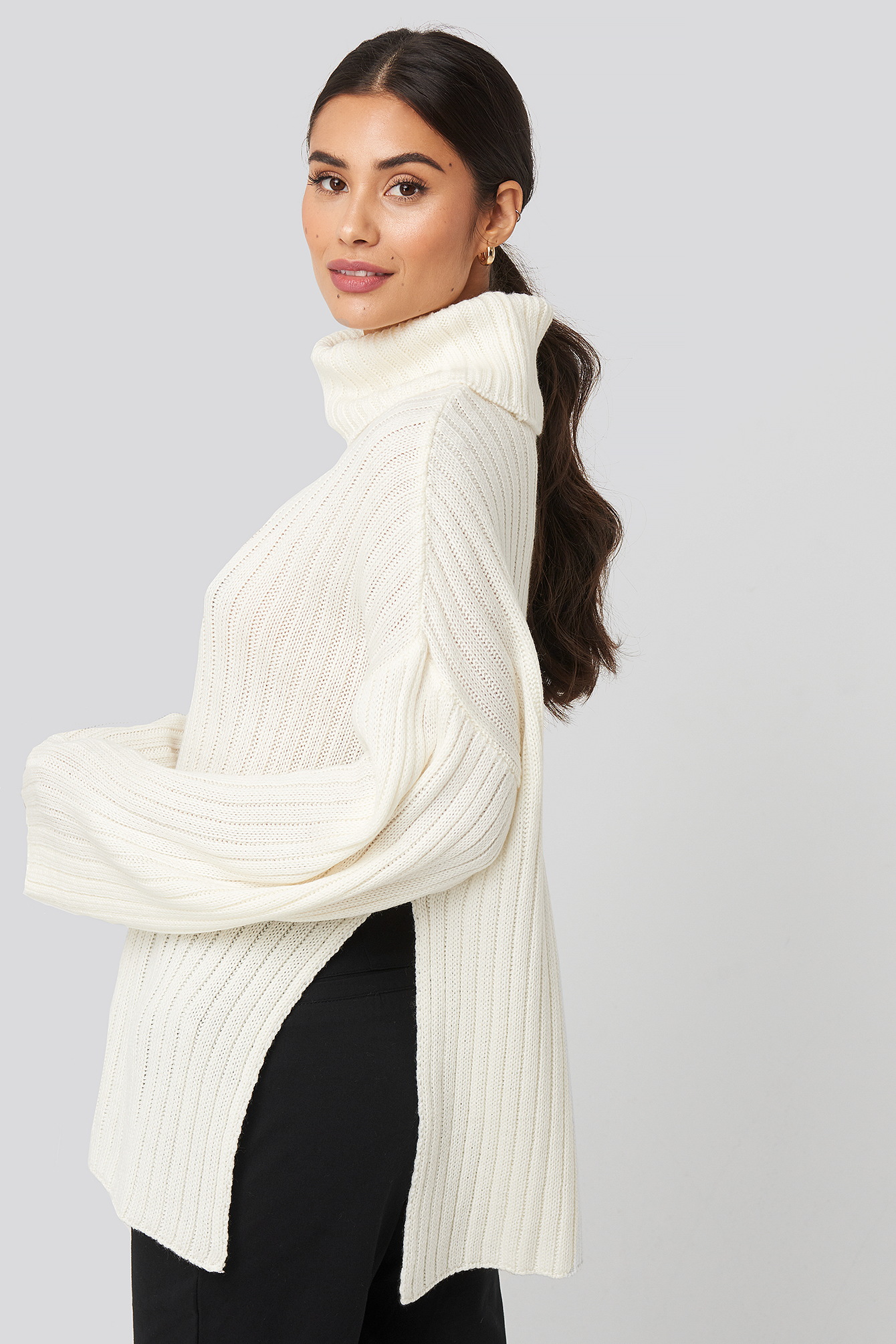 Side Slit Oversized  Knitted Sweater Offwhite