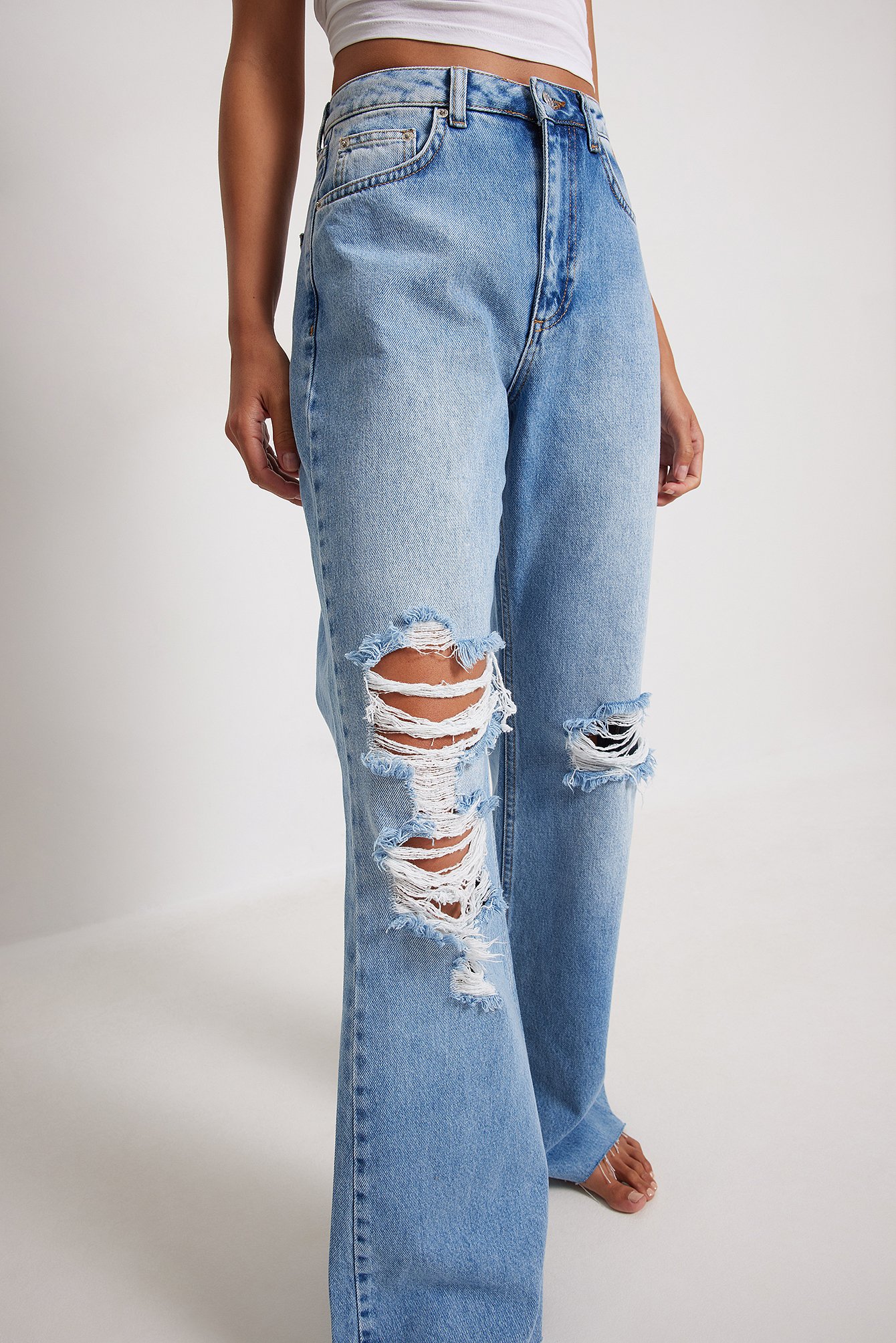 Bershka Denim Skinny Jeans Met Hoge Taille En Distressed Details in het Blauw Dames Kleding voor voor Jeans voor Skinny jeans 
