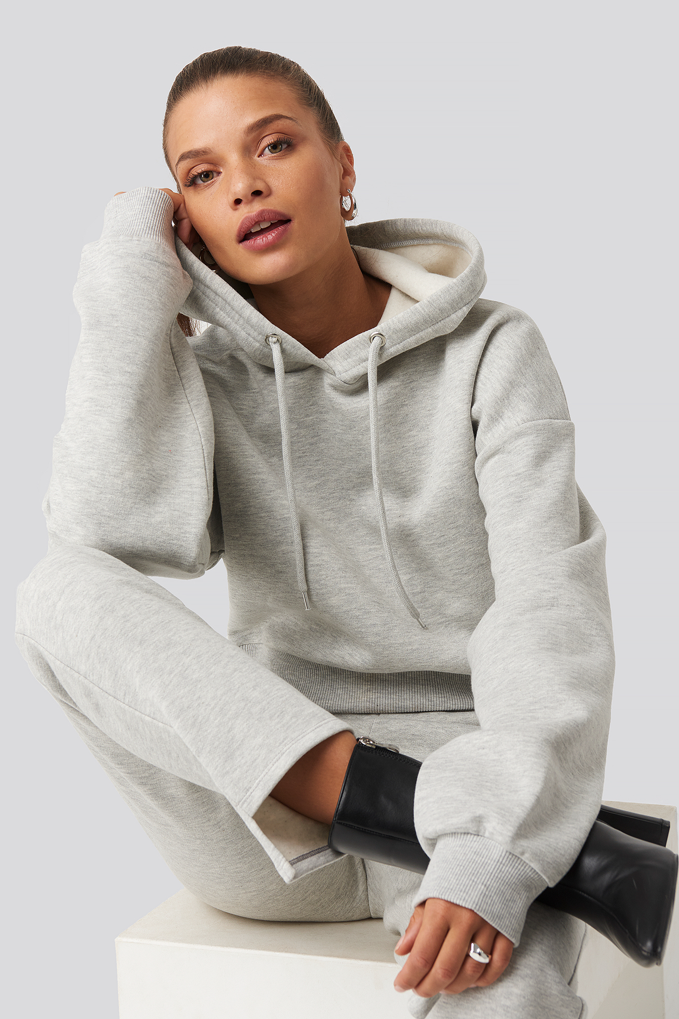 Cropped Basic Hoodie Grey