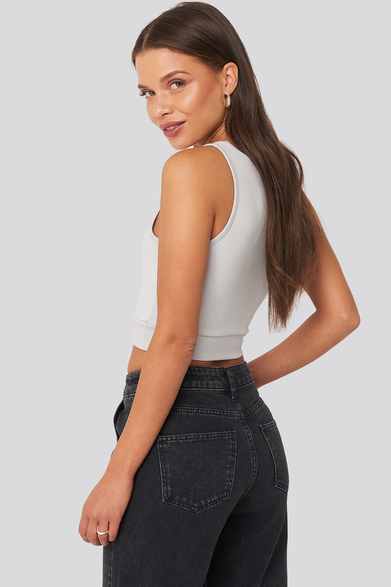 Cropped Tank Top Grijs | na-kd.com