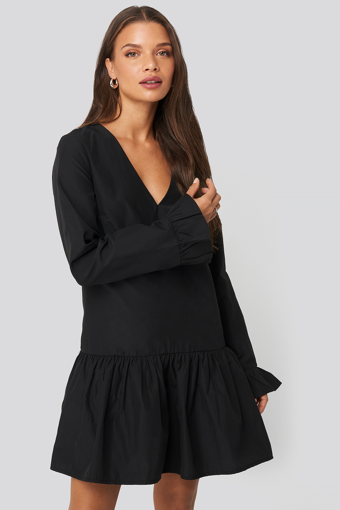 V-neck Frill Dress Black