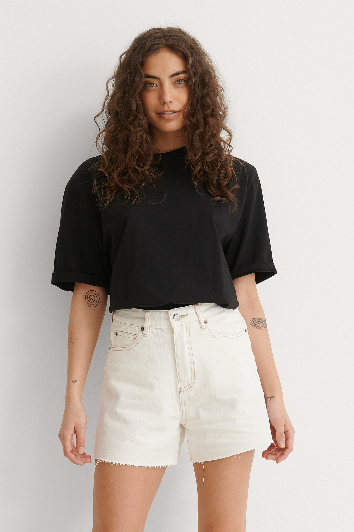 Pantalones cortos Blanco roto | na-kd.com