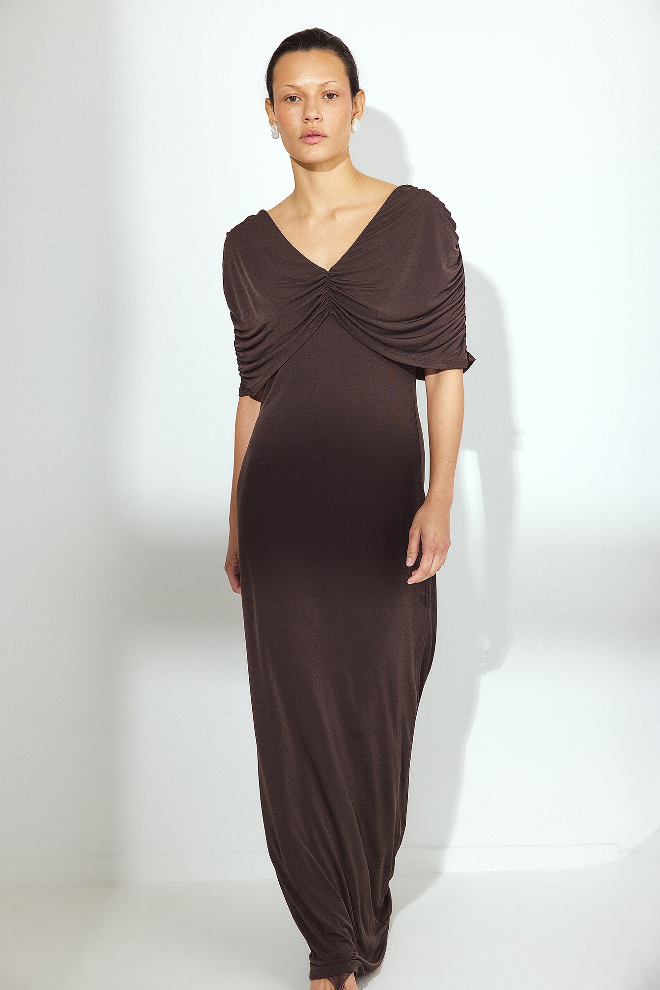 Draped Cape Maxi Dress Brown | NA-KD Draped Cape Maxi Dress Brown | NA-KD