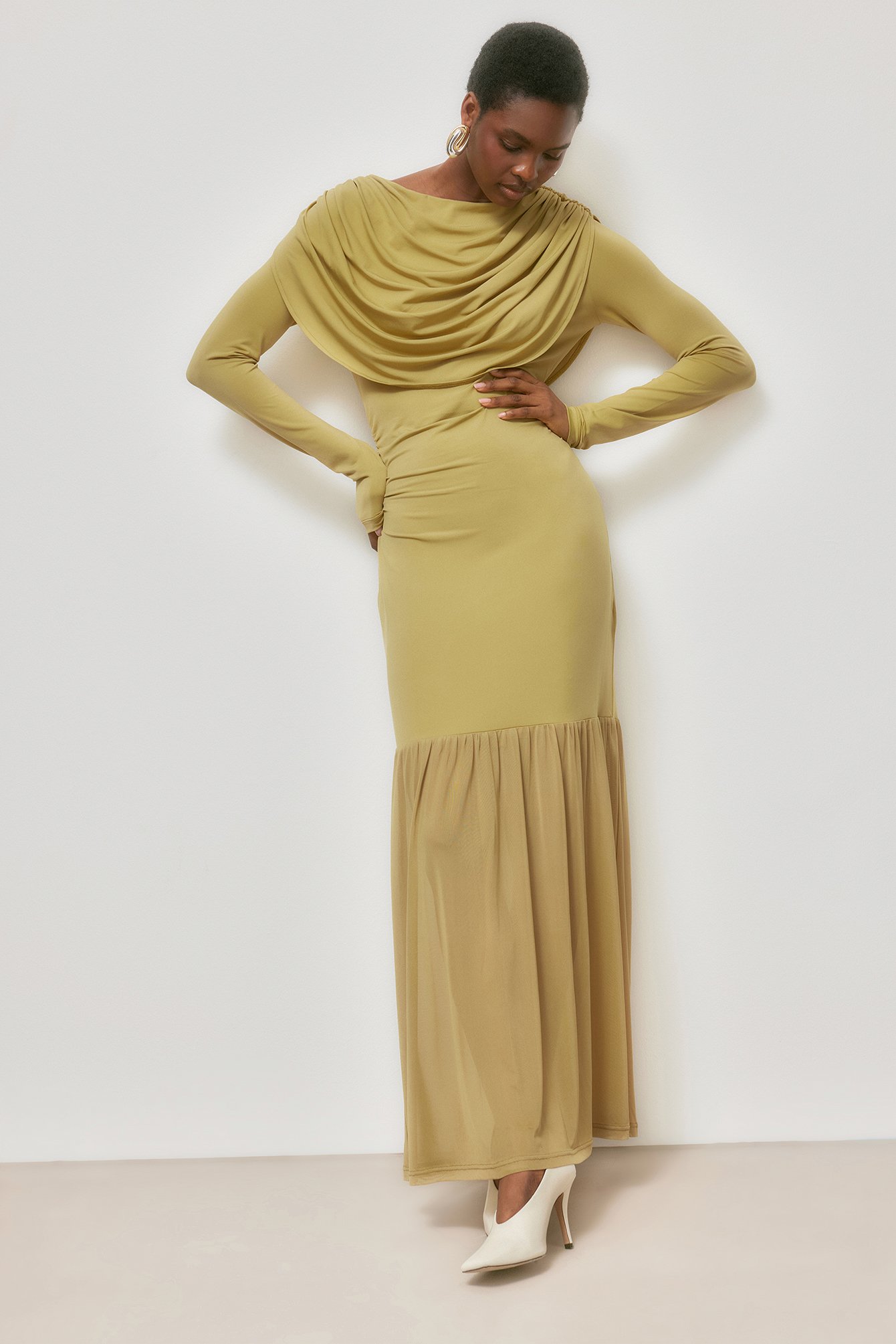 NA-KD Gedrapeerde Maxi Jurk - Maxi jurken met lange mouwen - Groen - XS - NA-KD / NAKD