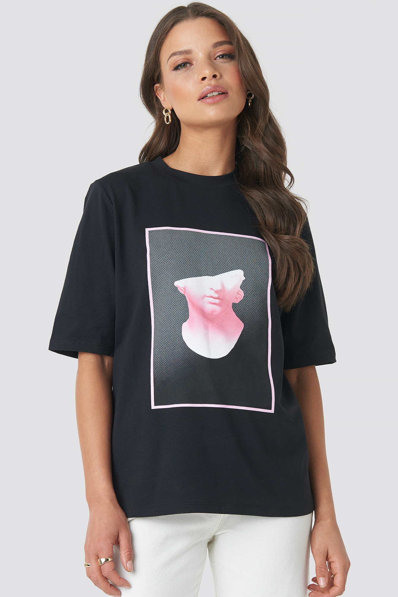 Front Print Tee Black