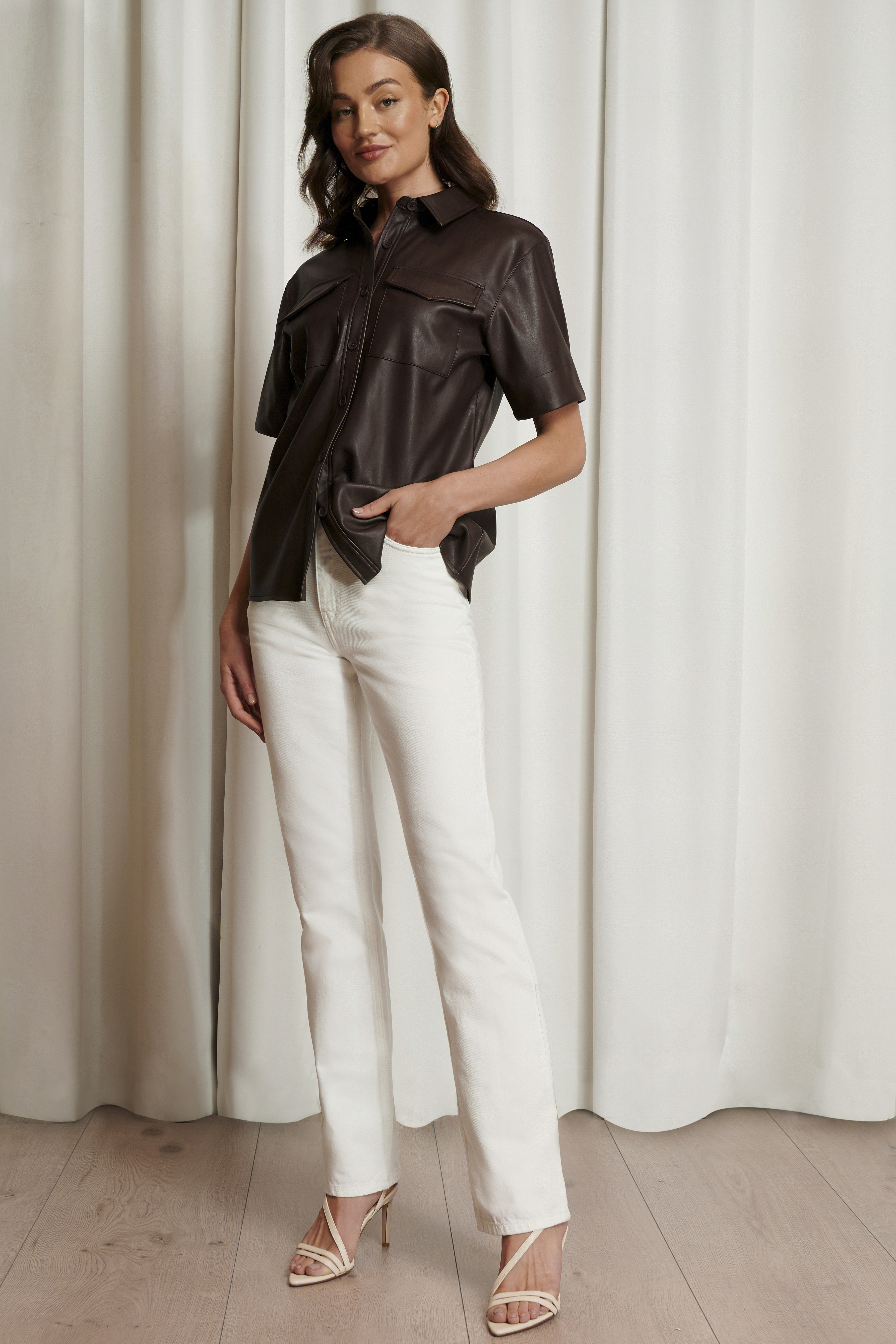 EMMA ELLINGSEN X NA-KD PU SHIRT - BROWN