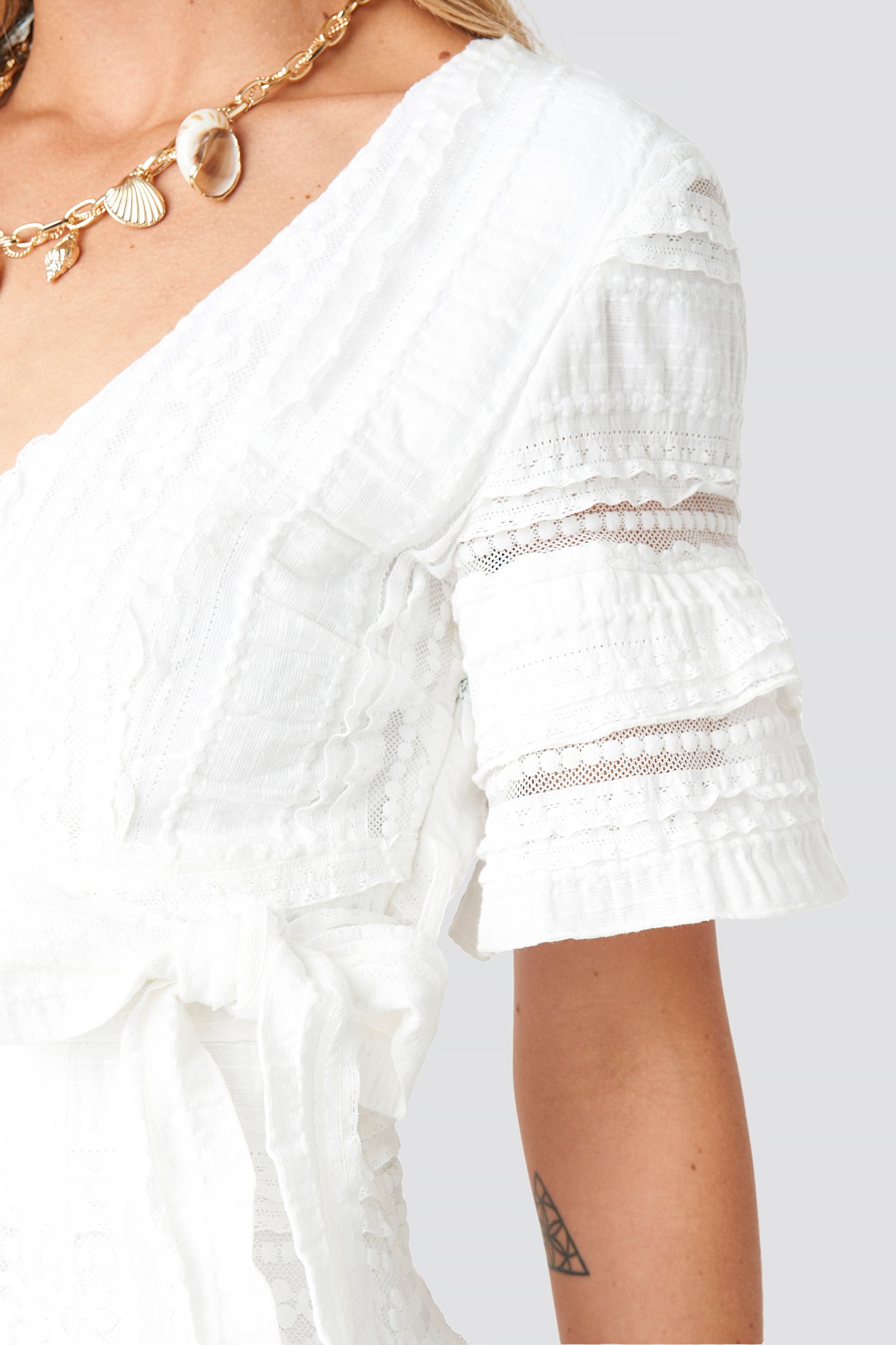 White Short Sleeve V-Neck Lace Dress