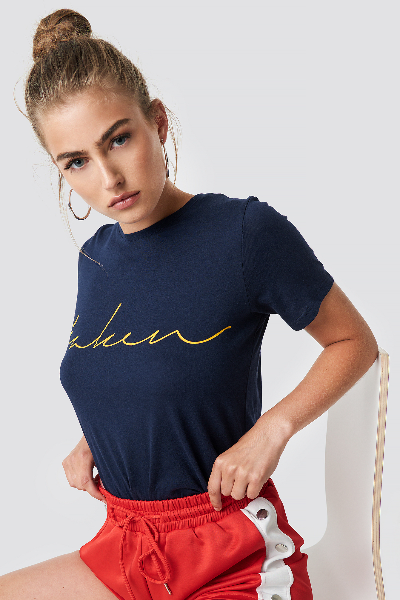 Taken Basic Tee Navy