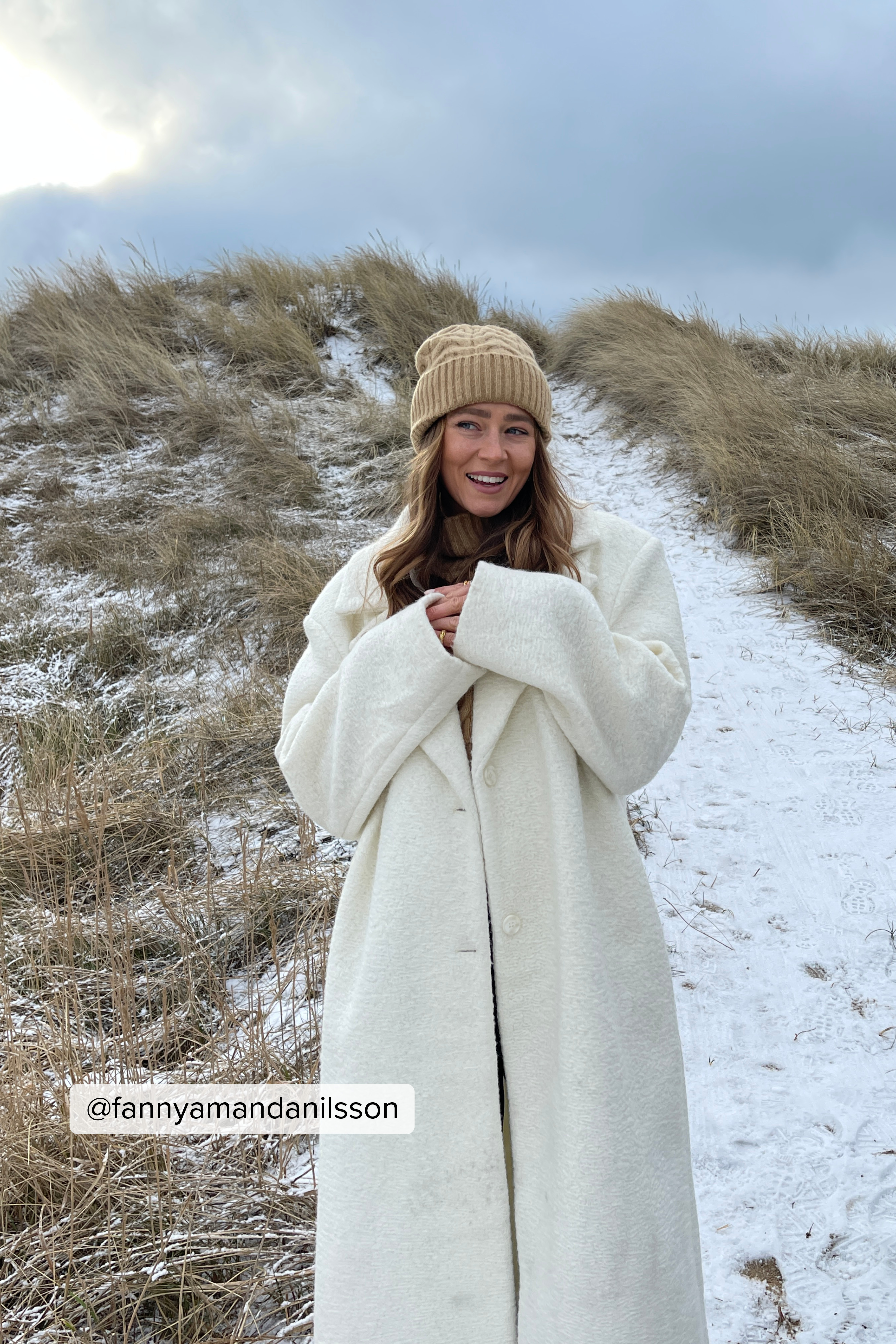 Cuffia in maglia a trecce in tessuto riciclato Beige | na-kd.com
