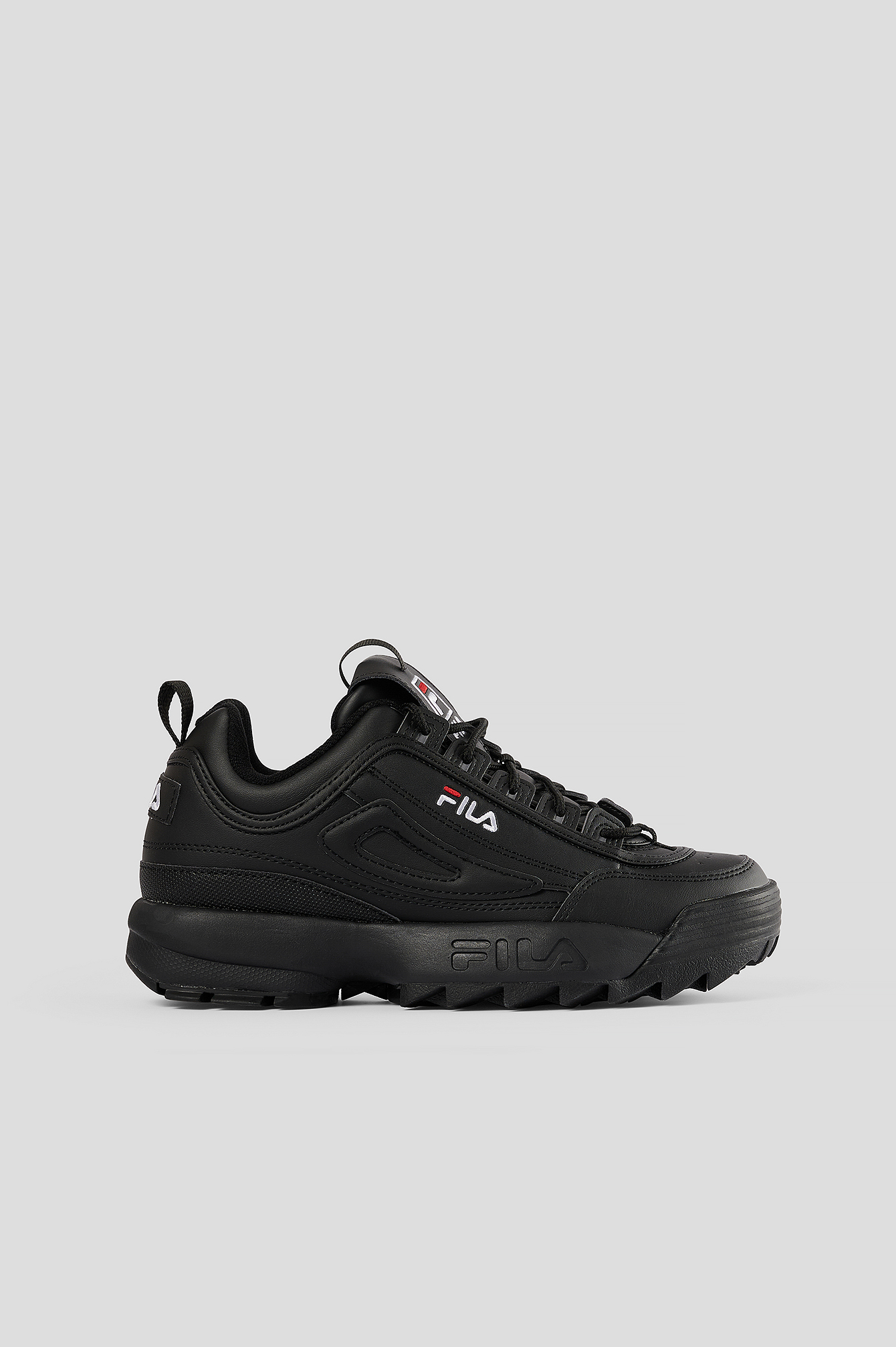 fila disruptor low wmn black