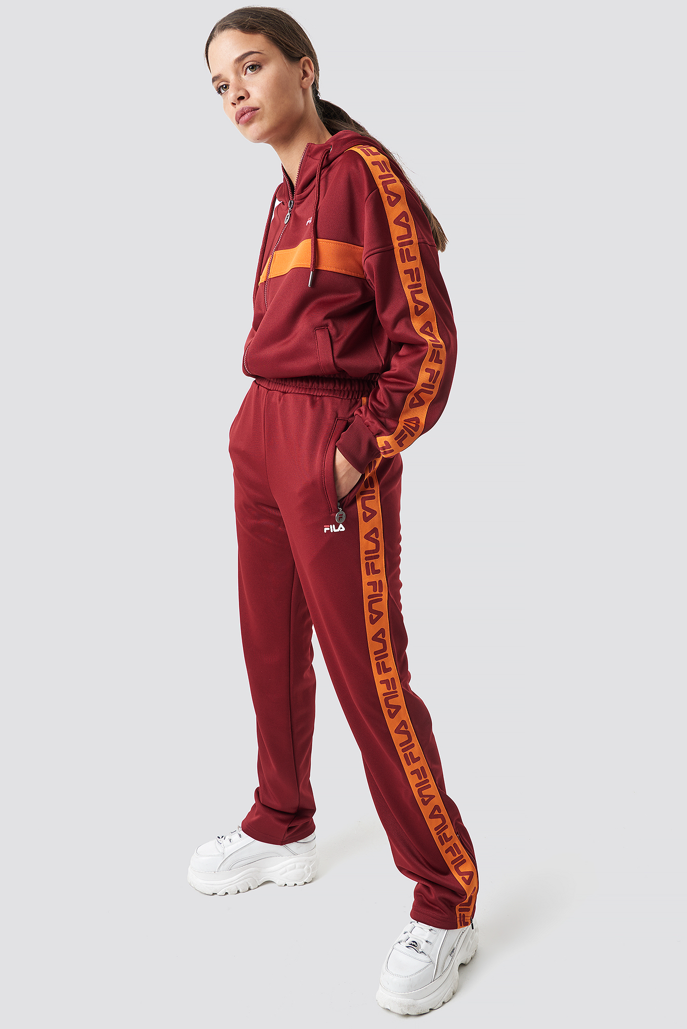 Fila Thora Track Pants - Red Https://www.na-kd.com/poqcolorimages/red.png X-Small,Small,Medium,Large