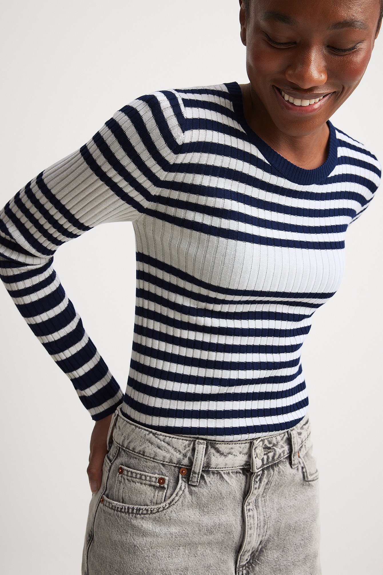 NA-KD Finstickad randig tröja - Randiga Tröjor - Navy,Stripe - X-Small - NA-KD / NAKD